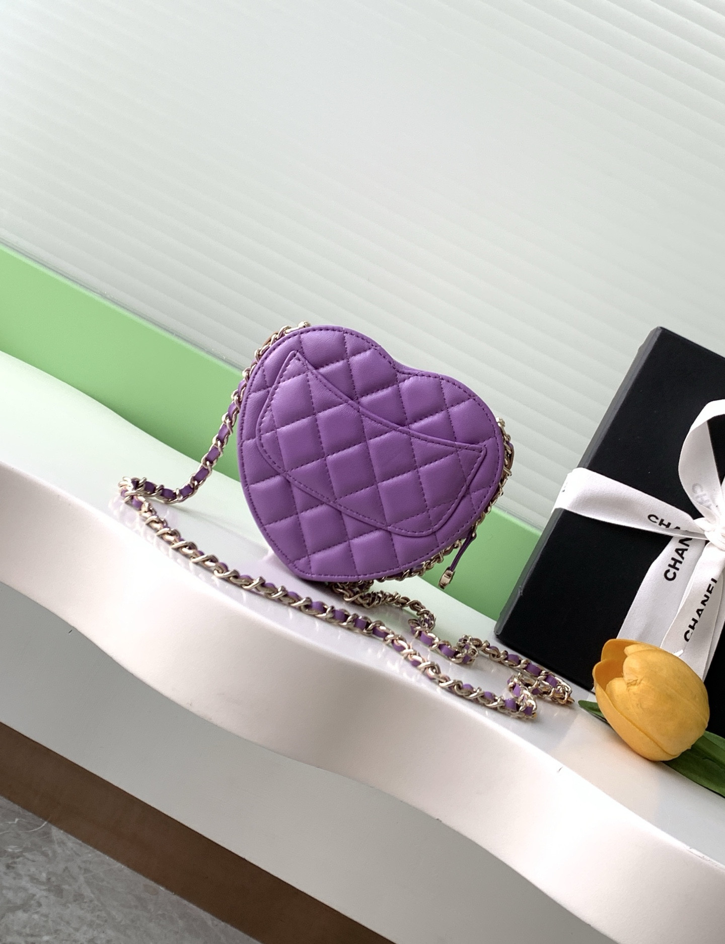 Ch**el mini 22s heart clutch with chain 12x13x5.5cm