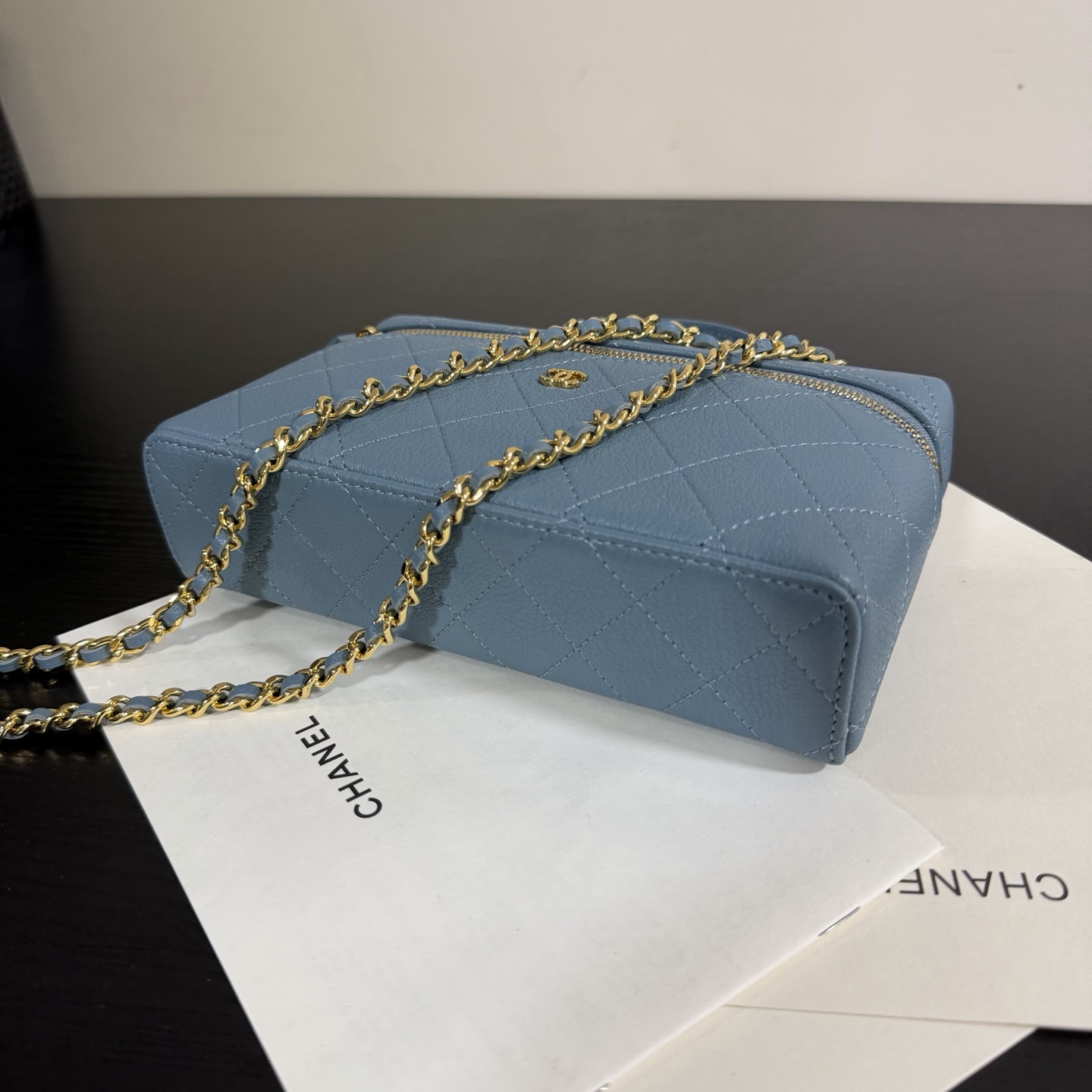 Ch**el classic vanity with chain handbag 17x19.5x5cm