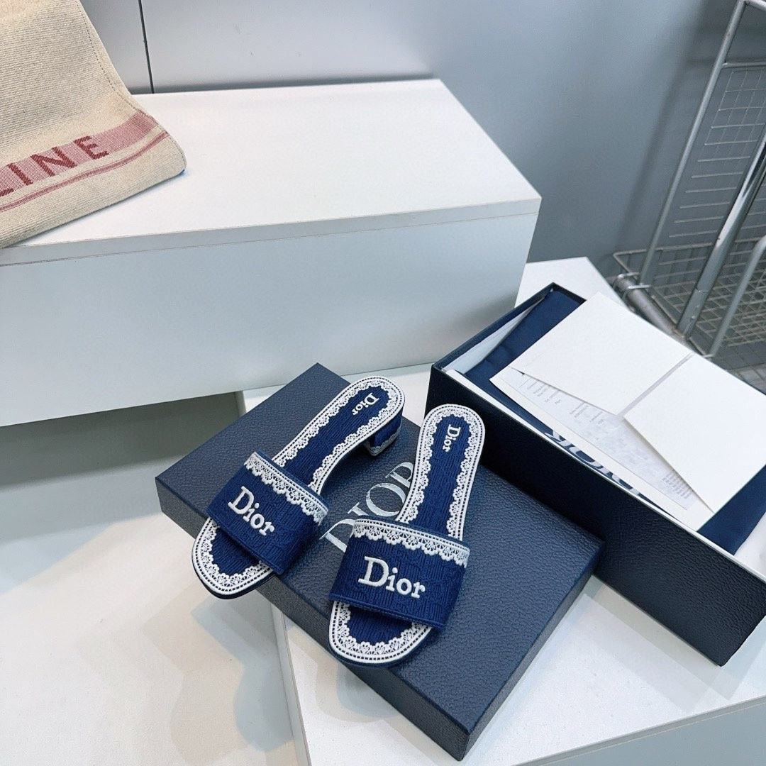 UA D10ramour D10r Dentelle Heeled Slide