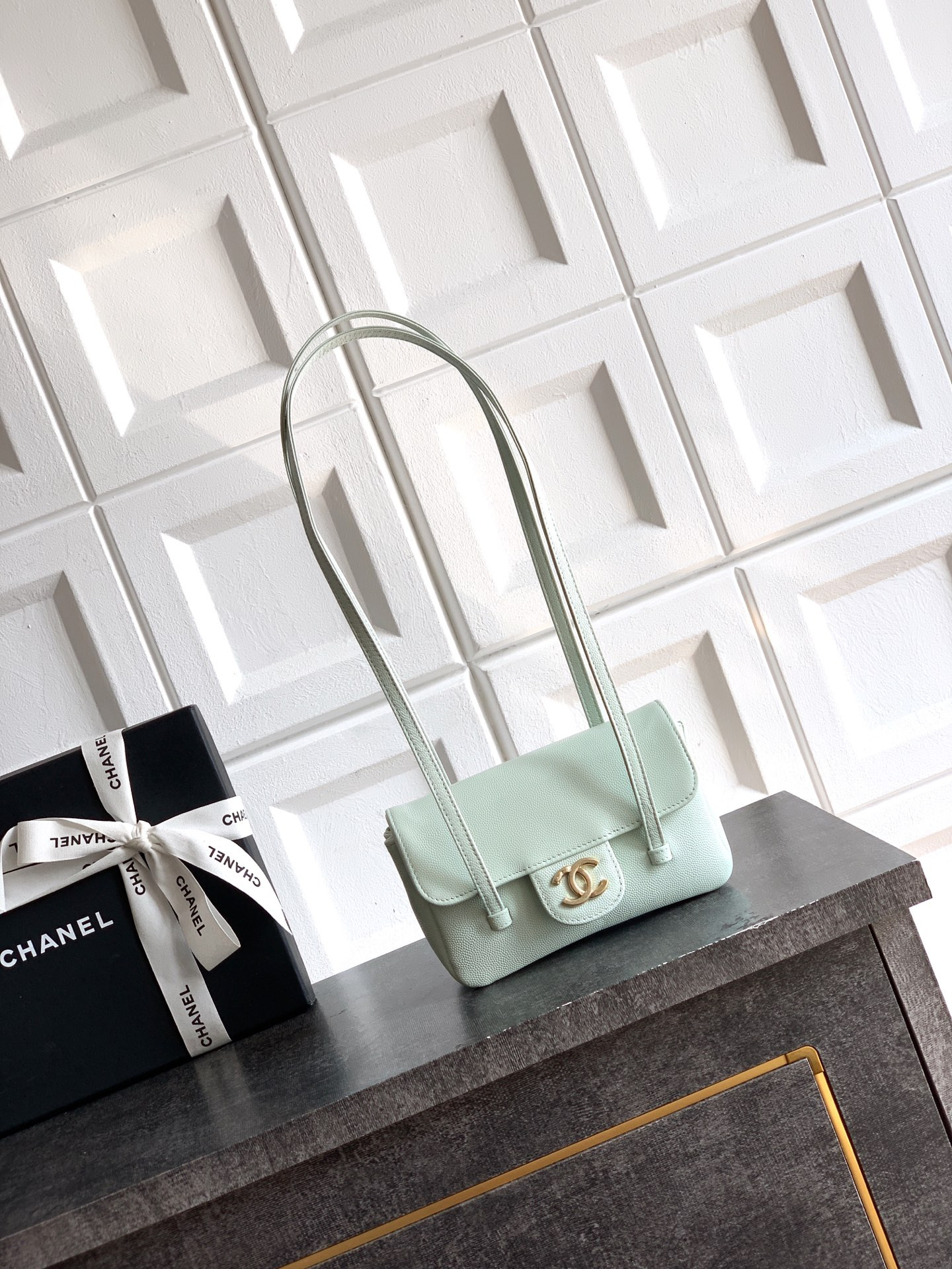 Ch**el flap bag 11.5x17x5cm