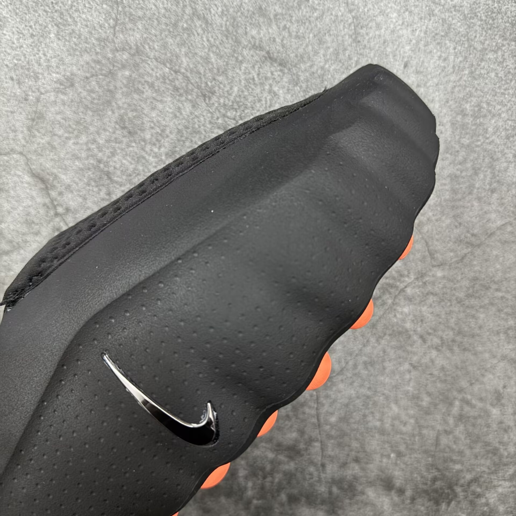 Nike Mind 001 Slide (Runs one size small)