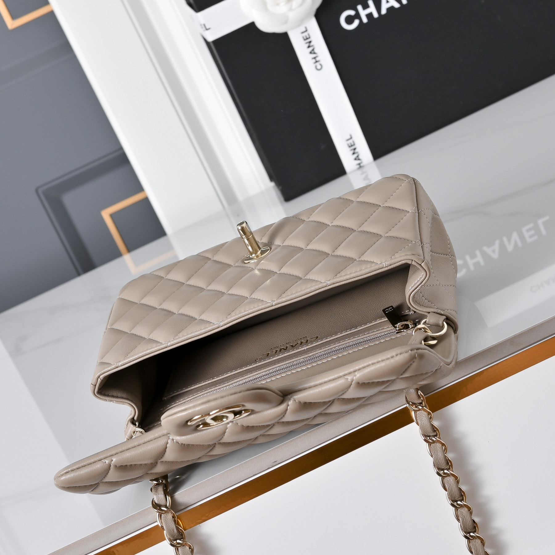 Ch**el mini flap bag 20x12x6.5cm