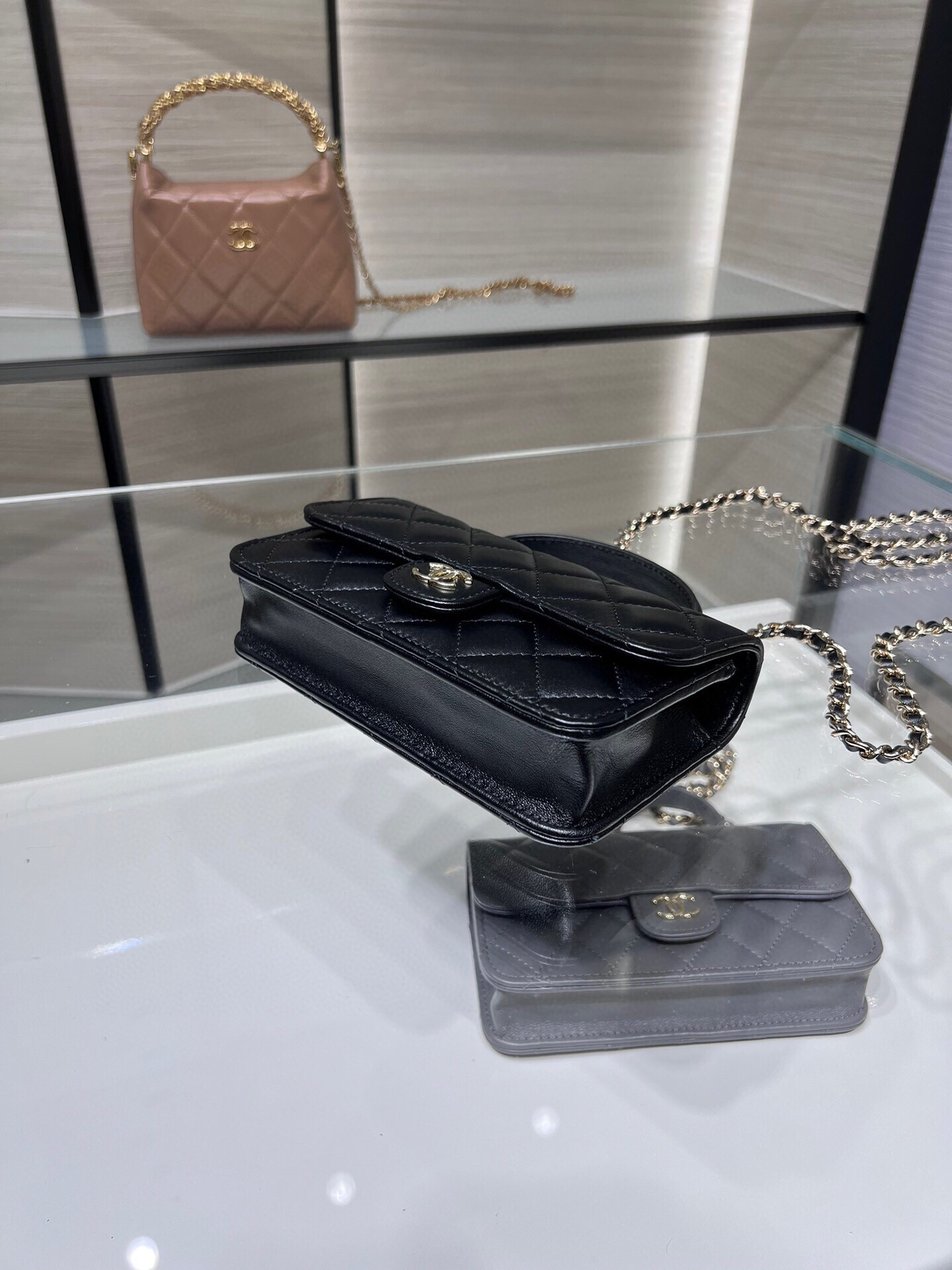 Ch**el classic handbag with top handle light gold buckle 17x9x3cm