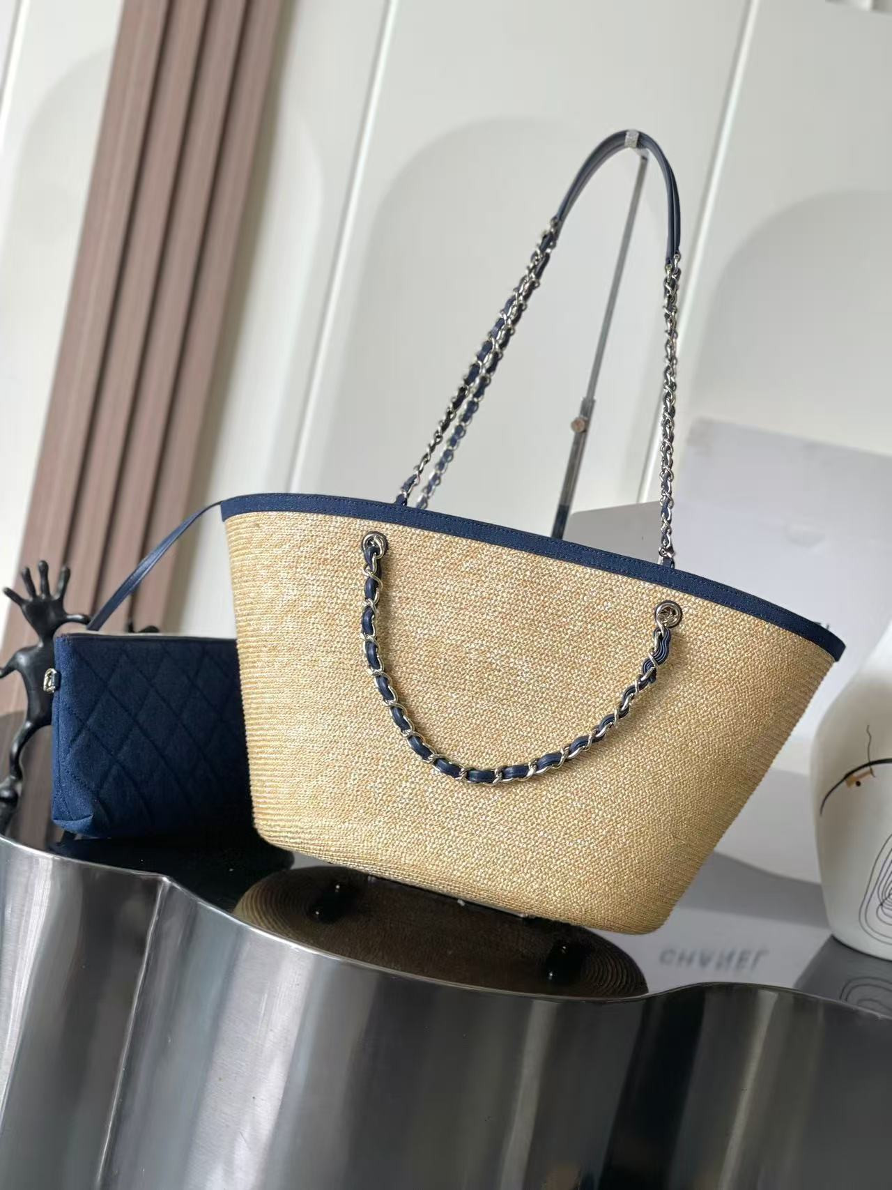 Ch**el shopping bag 26x54x18cm