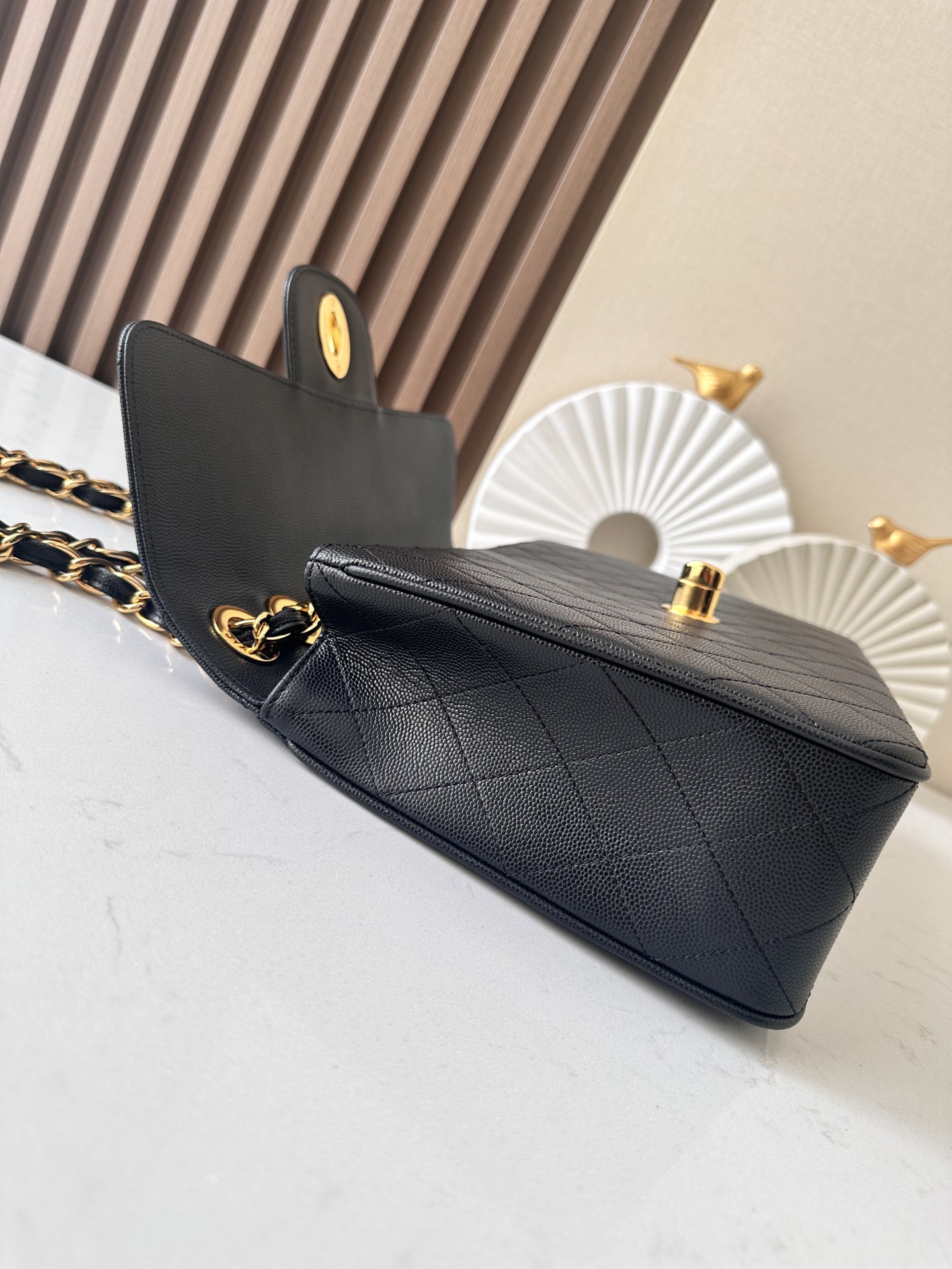 Ch**el flap bag 30x21x8cm