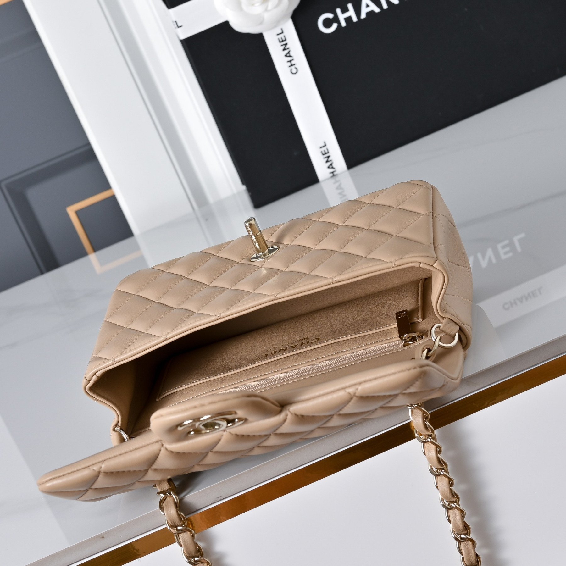 Ch**el mini flap bag 20x12x6.5cm