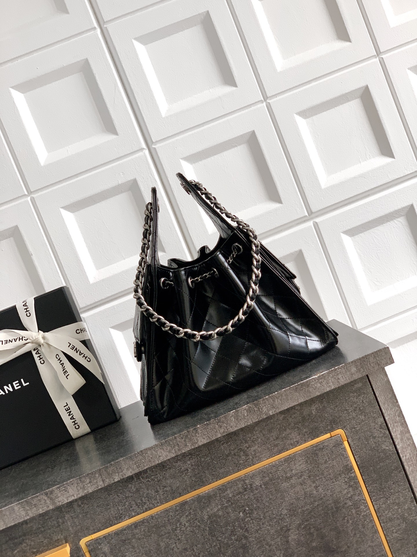 Ch**el 25c bucket bag oil wax leather 30x26x14cm