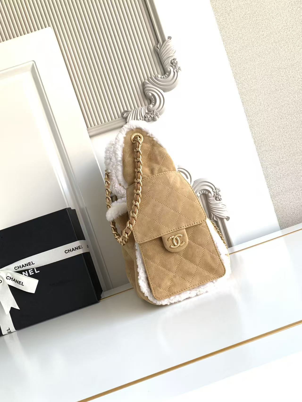 Ch**el 25c bucket bag 30x26x14cm