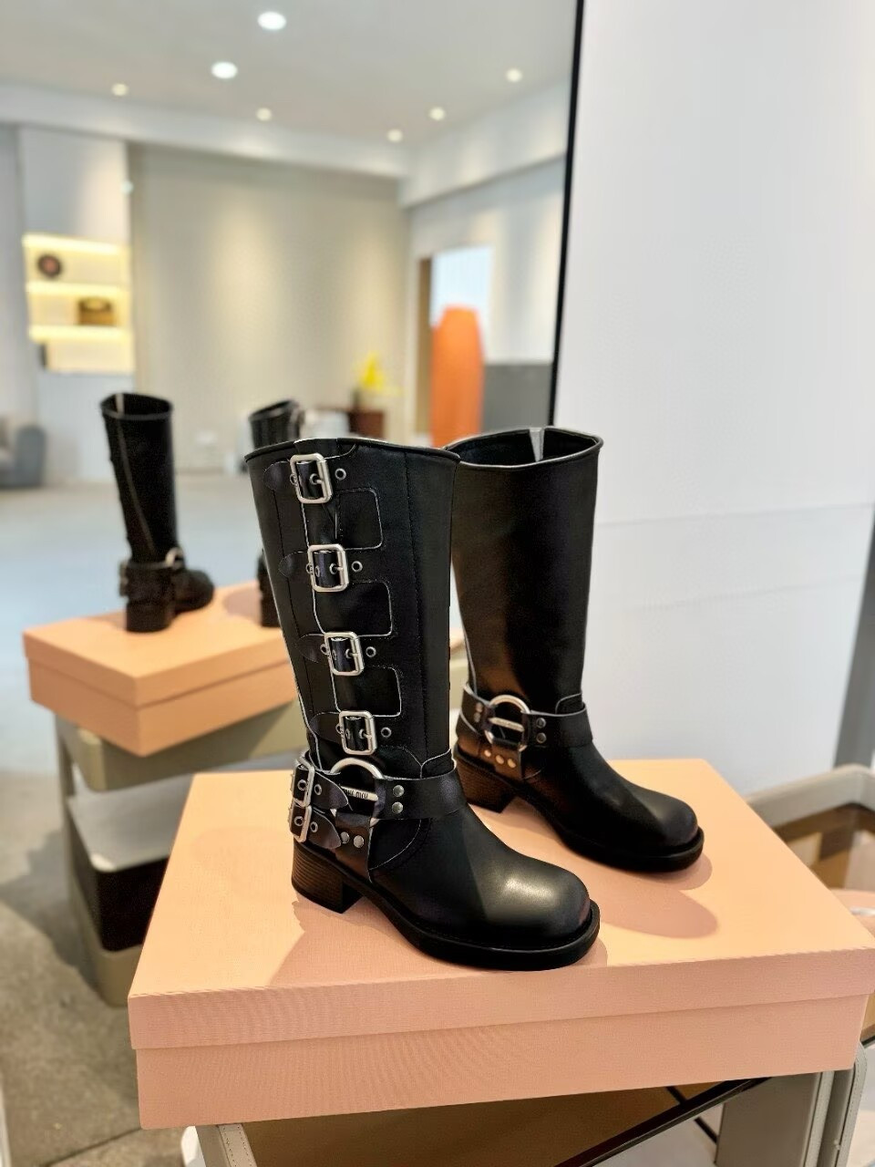 ua M1v M1v leather boots