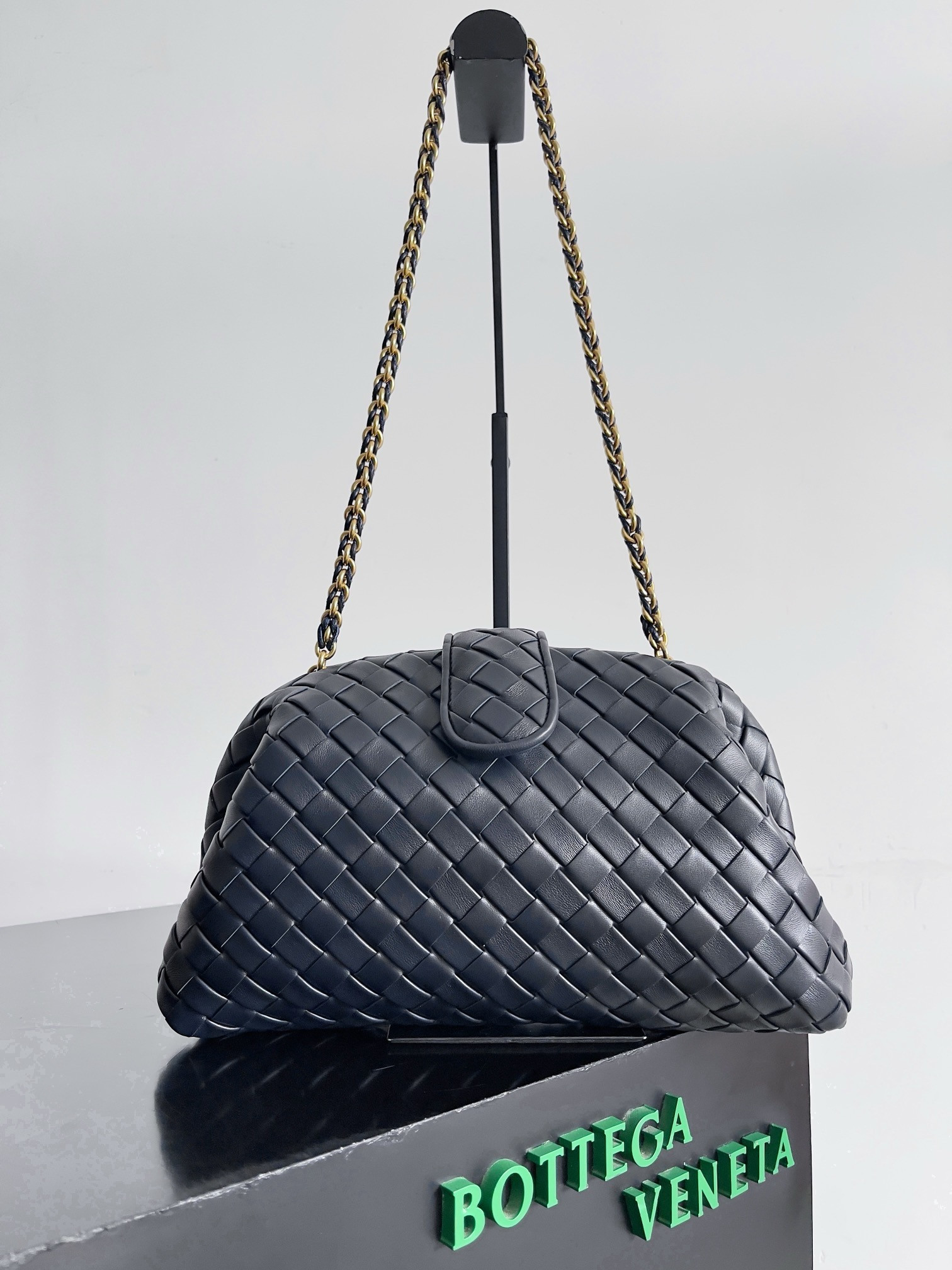 B0tt*ga Ven*ta LAUREN CLUTCH Andiamo Parachute 31x16.5x11cm