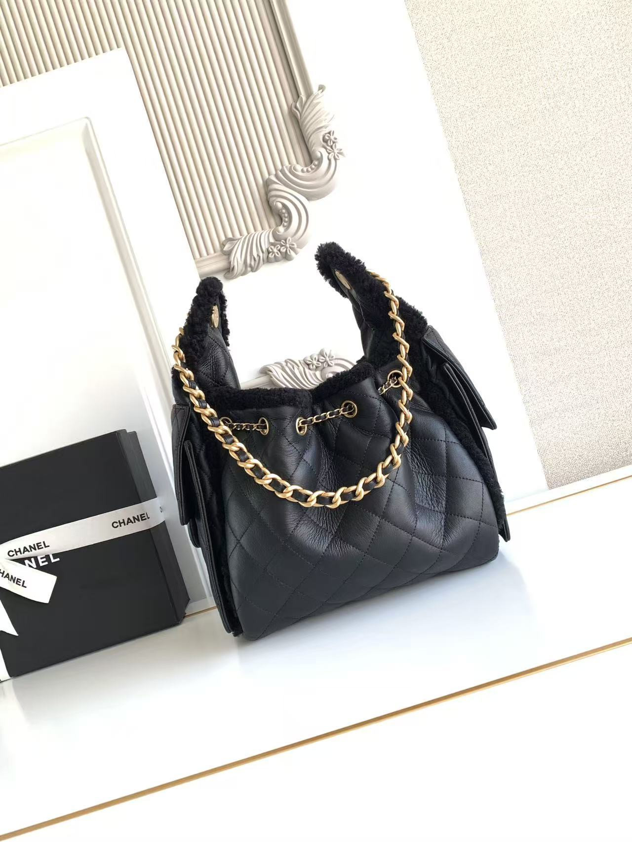 Ch**el 25c bucket bag 30x26x14cm