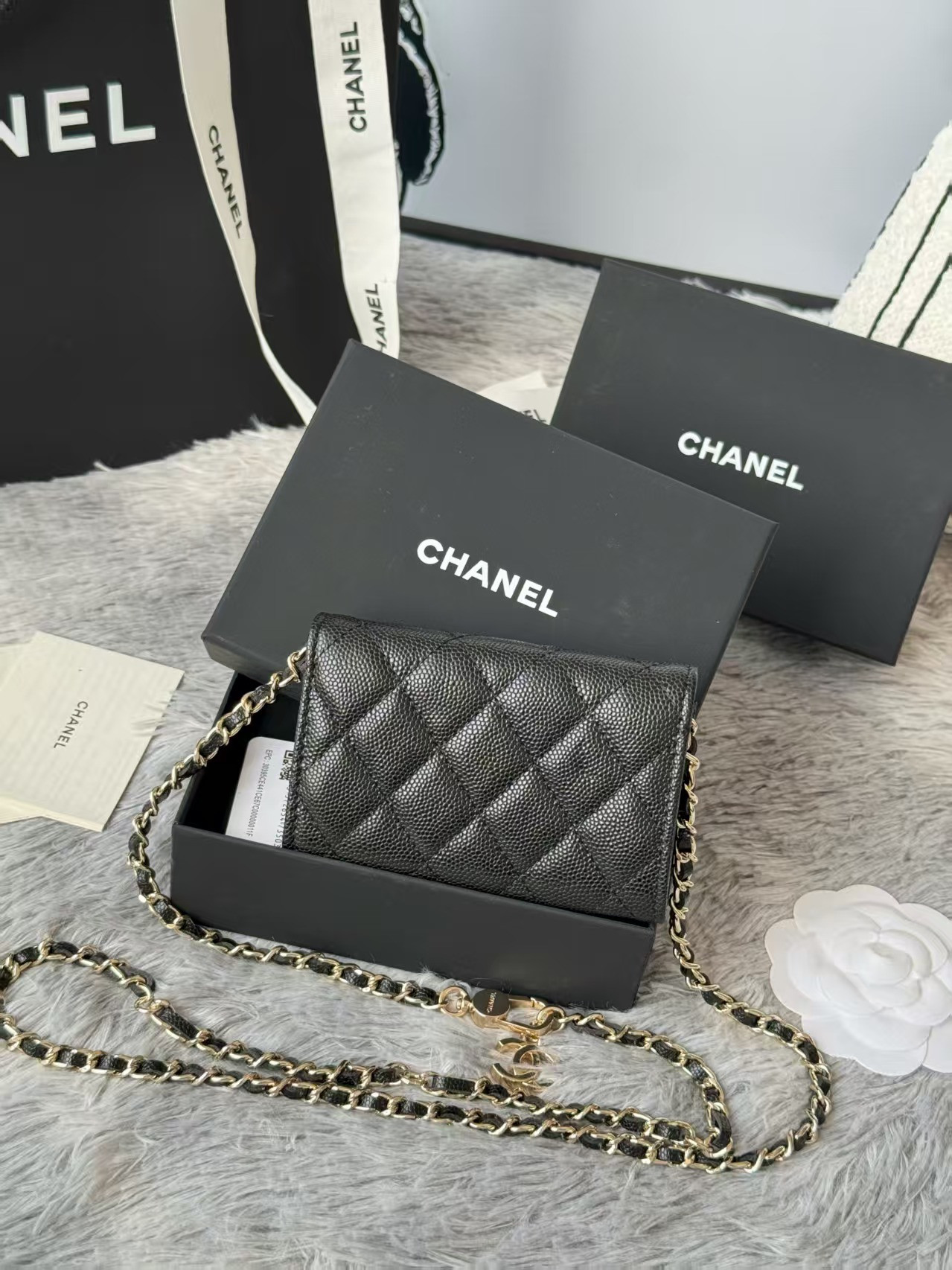 Ch**el Wallet on Chain 11x7.5x2cm