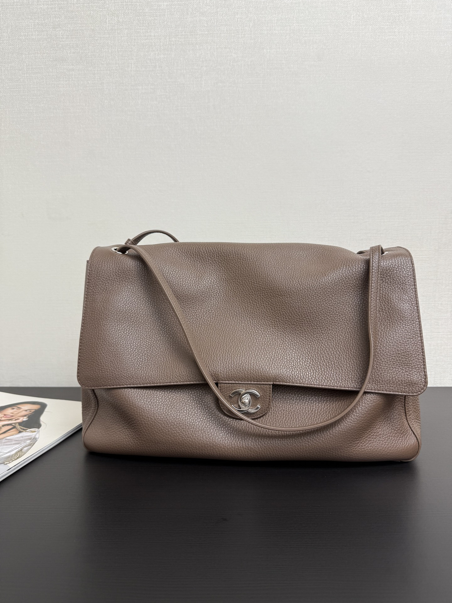 Ch**el maxi flap bag as6233 26x38.5x11cm