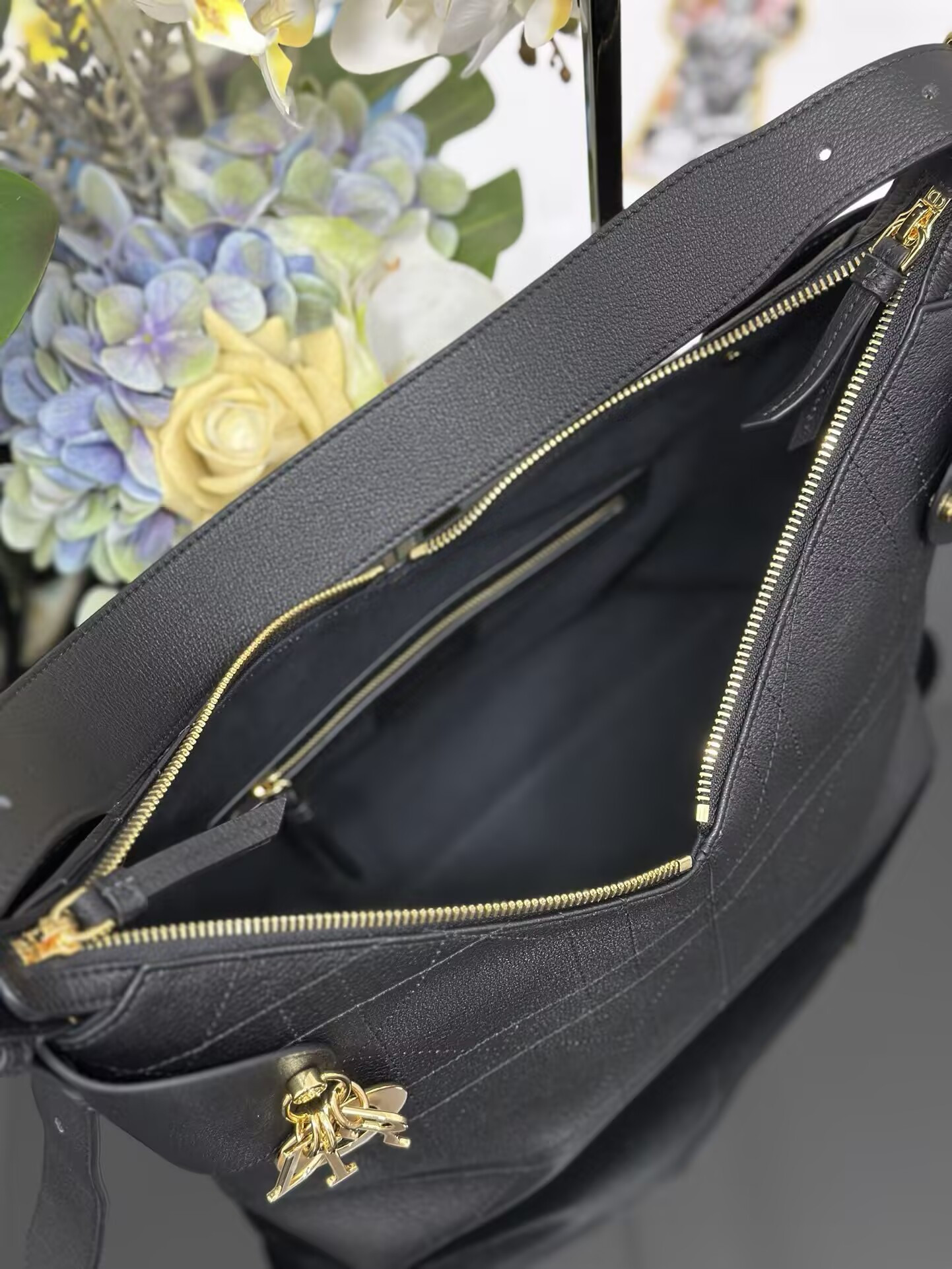 D10r medium D10r voyage bag 28x18x12cm