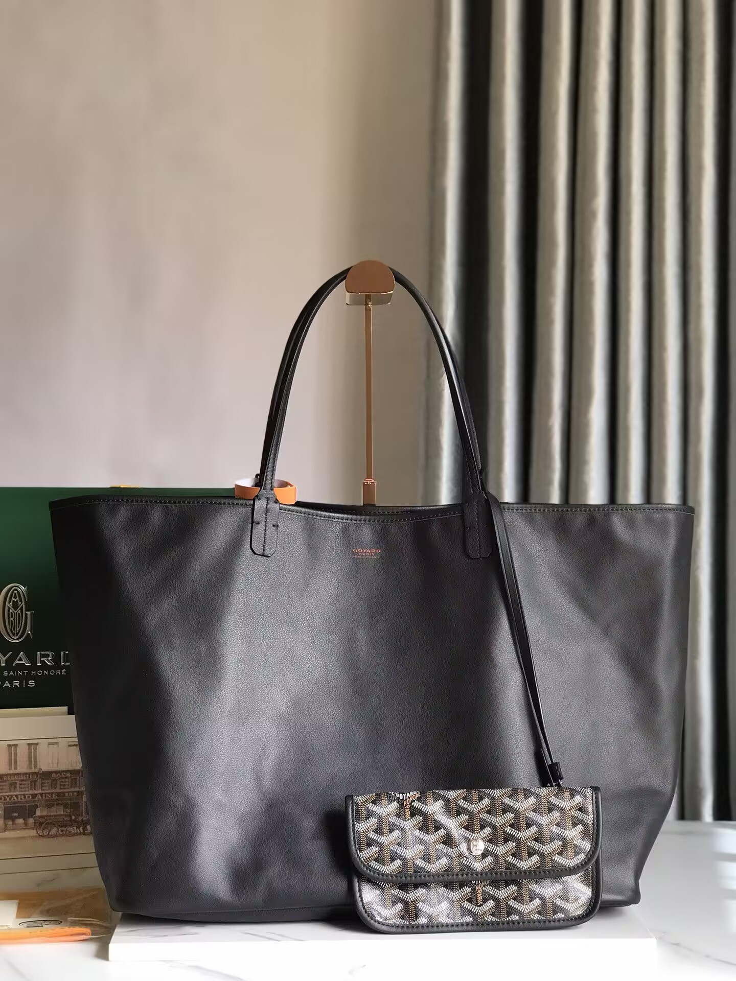 G09ard anjou gm bag 39x32x19cm