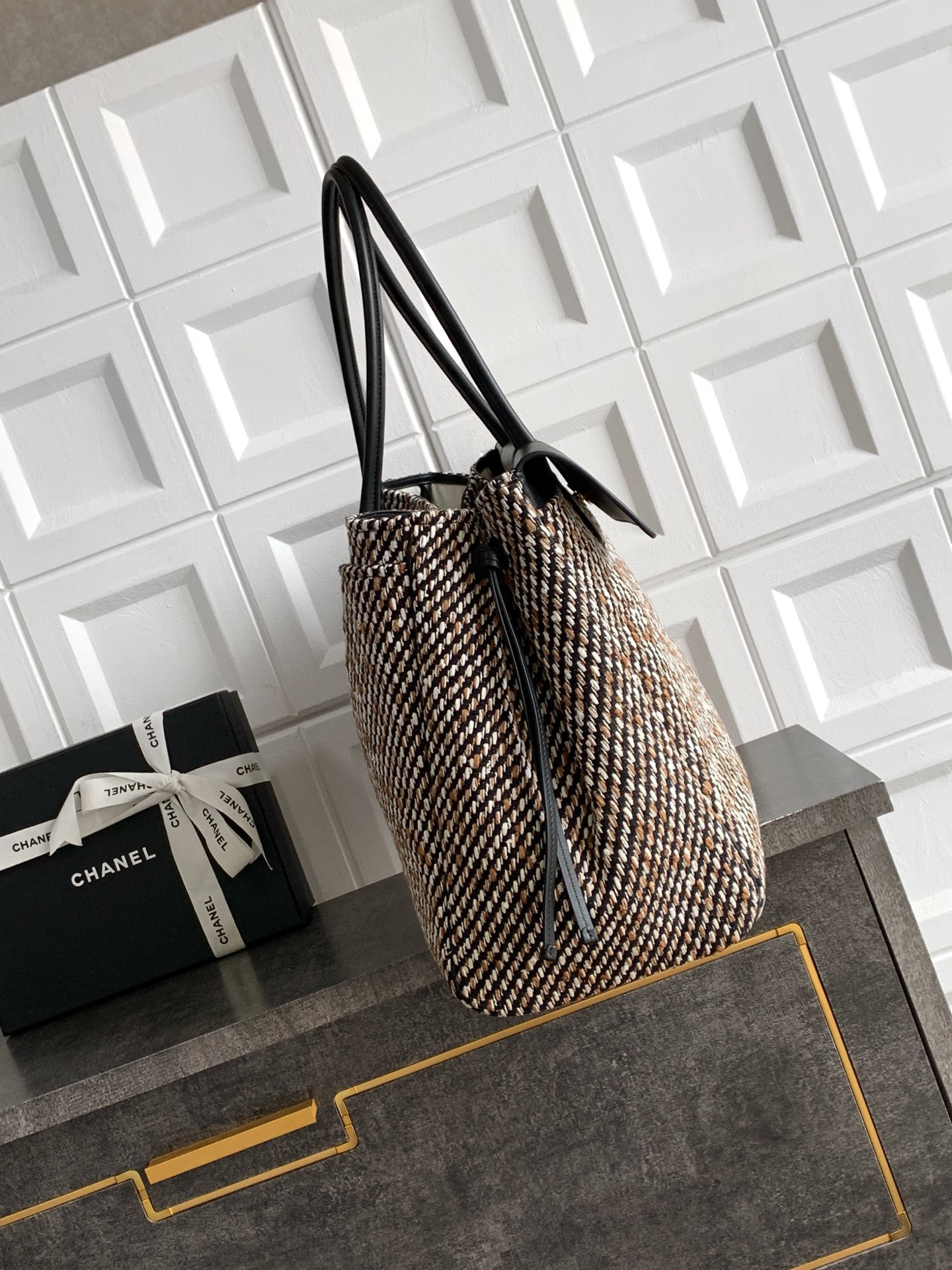 Ch**el large tote as6289 33x43x17.5cm