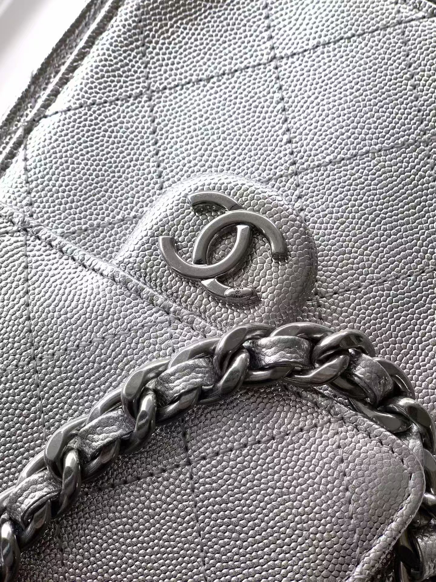 Ch**el 25c bucket bag 30x26x14cm