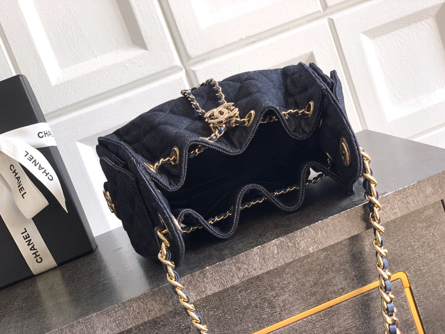 Ch**el 25c bucket bag 20x22x12.5cm