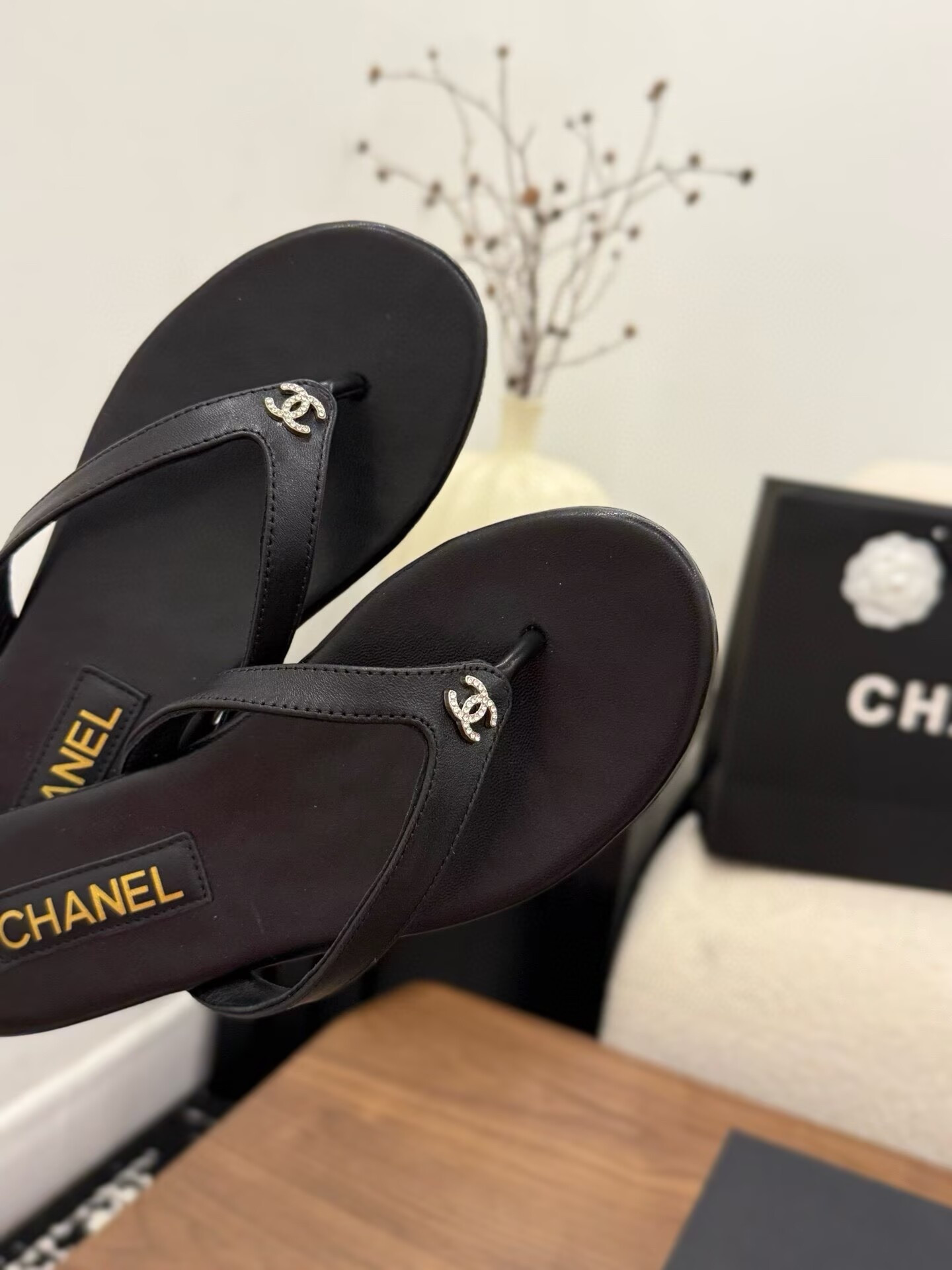 ua Ch**el slides