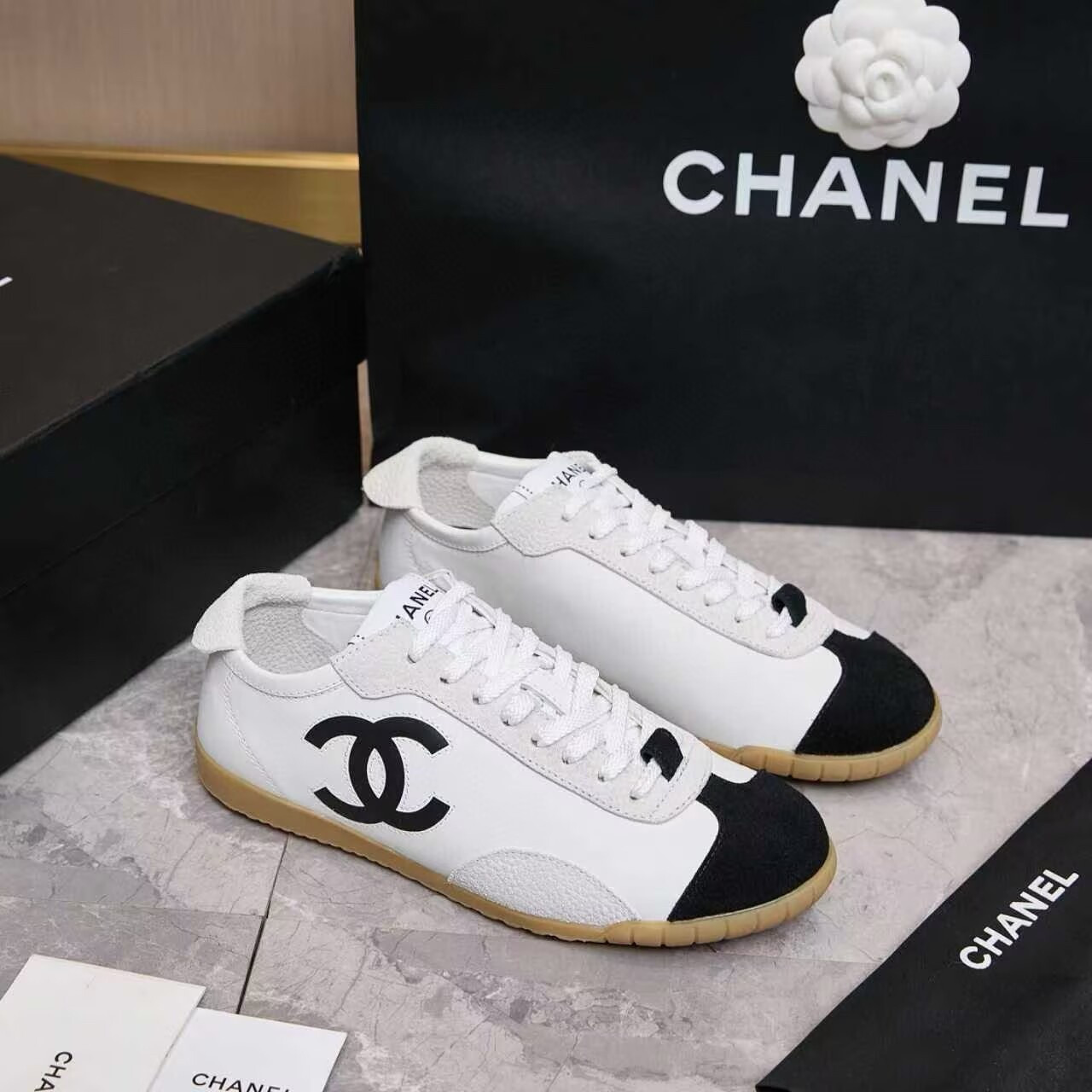 ua Ch**el trainers sneakers