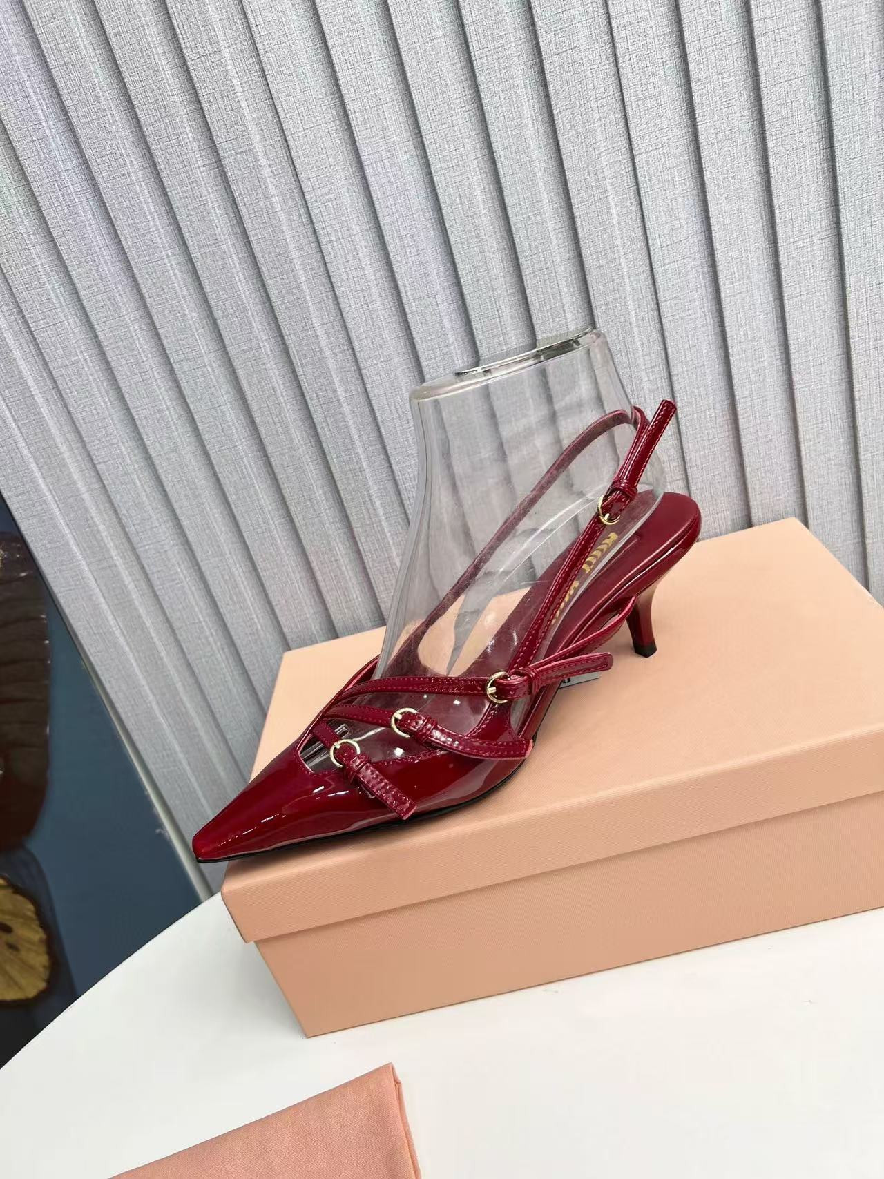 ua M1v M1v slingbacks with buckles