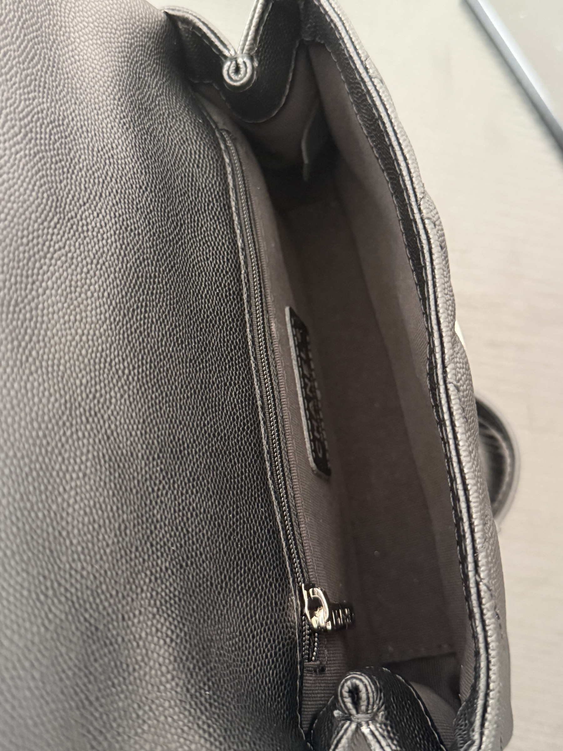 Ch**el flap bag as2302 20x12.5x6cm