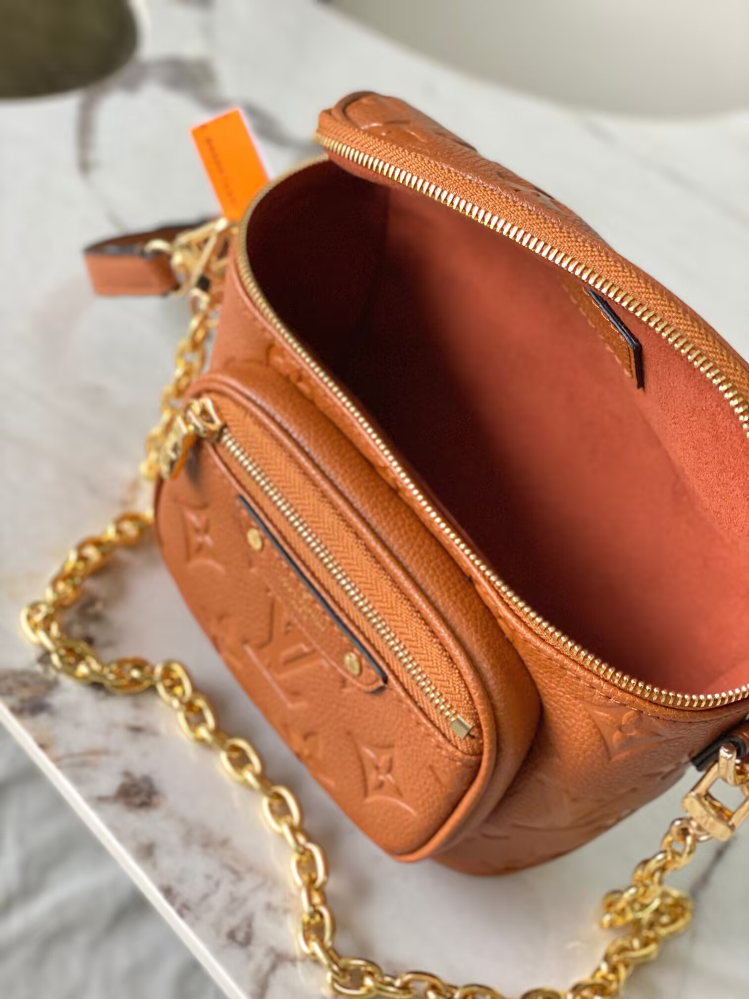 LV Mini Bumbag M12753 17x12x9.5cm