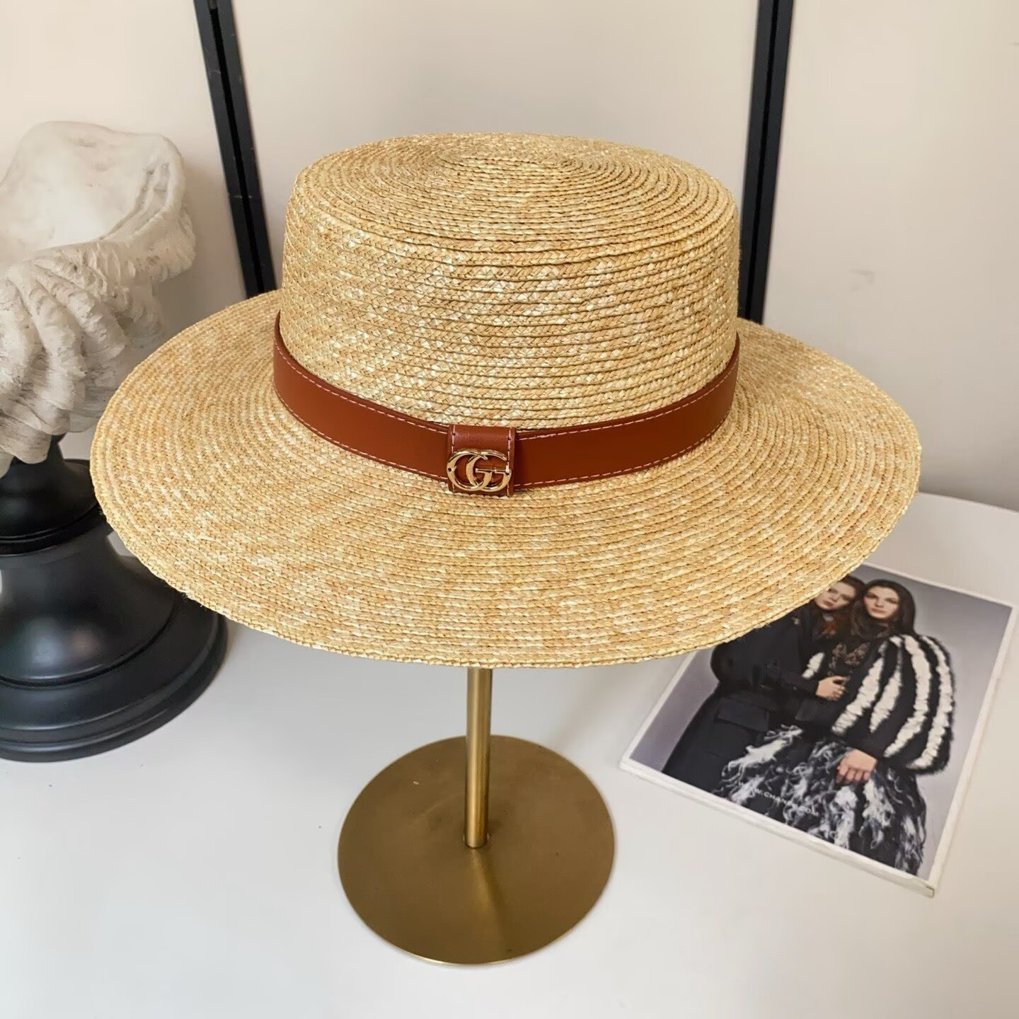 Gvc*1 straw hat