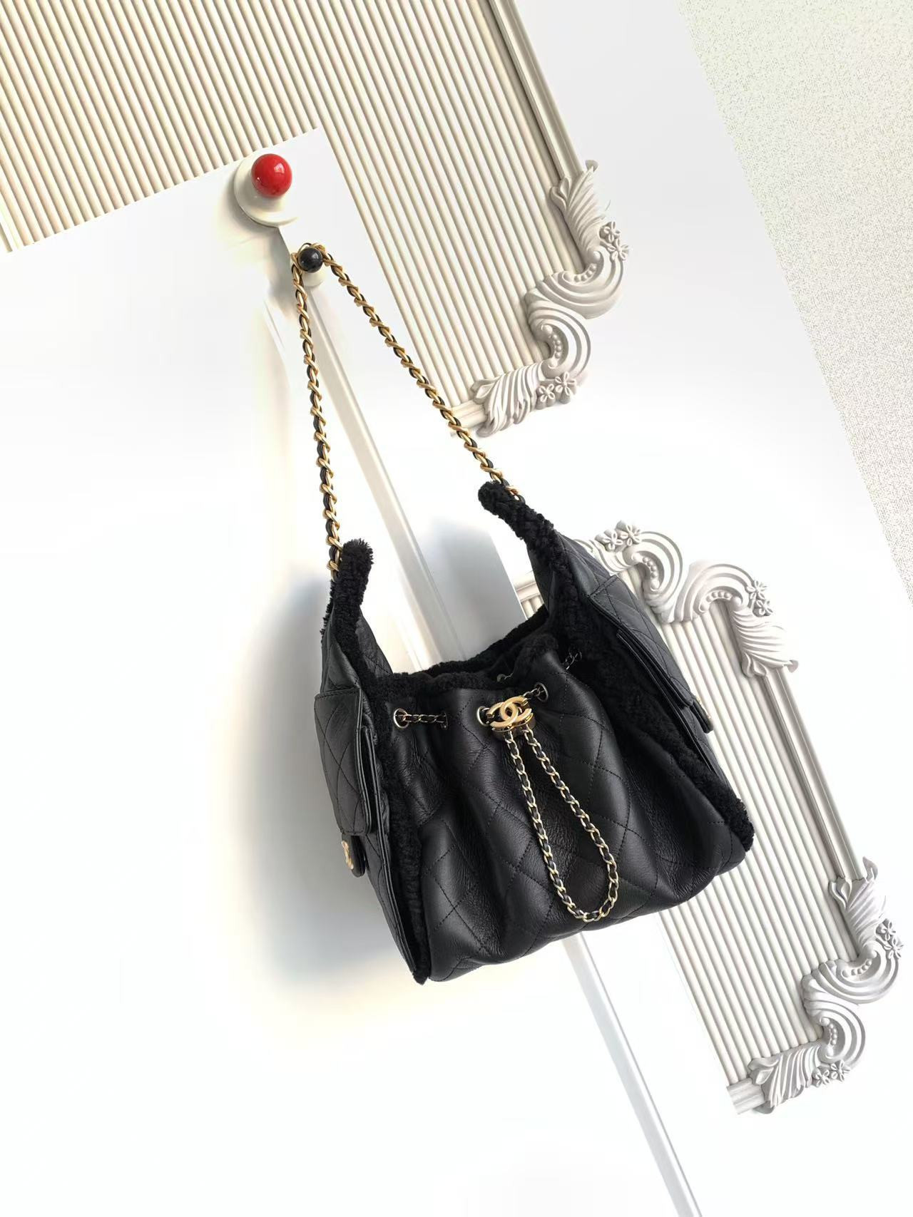 Ch**el 25c bucket bag 30x26x14cm