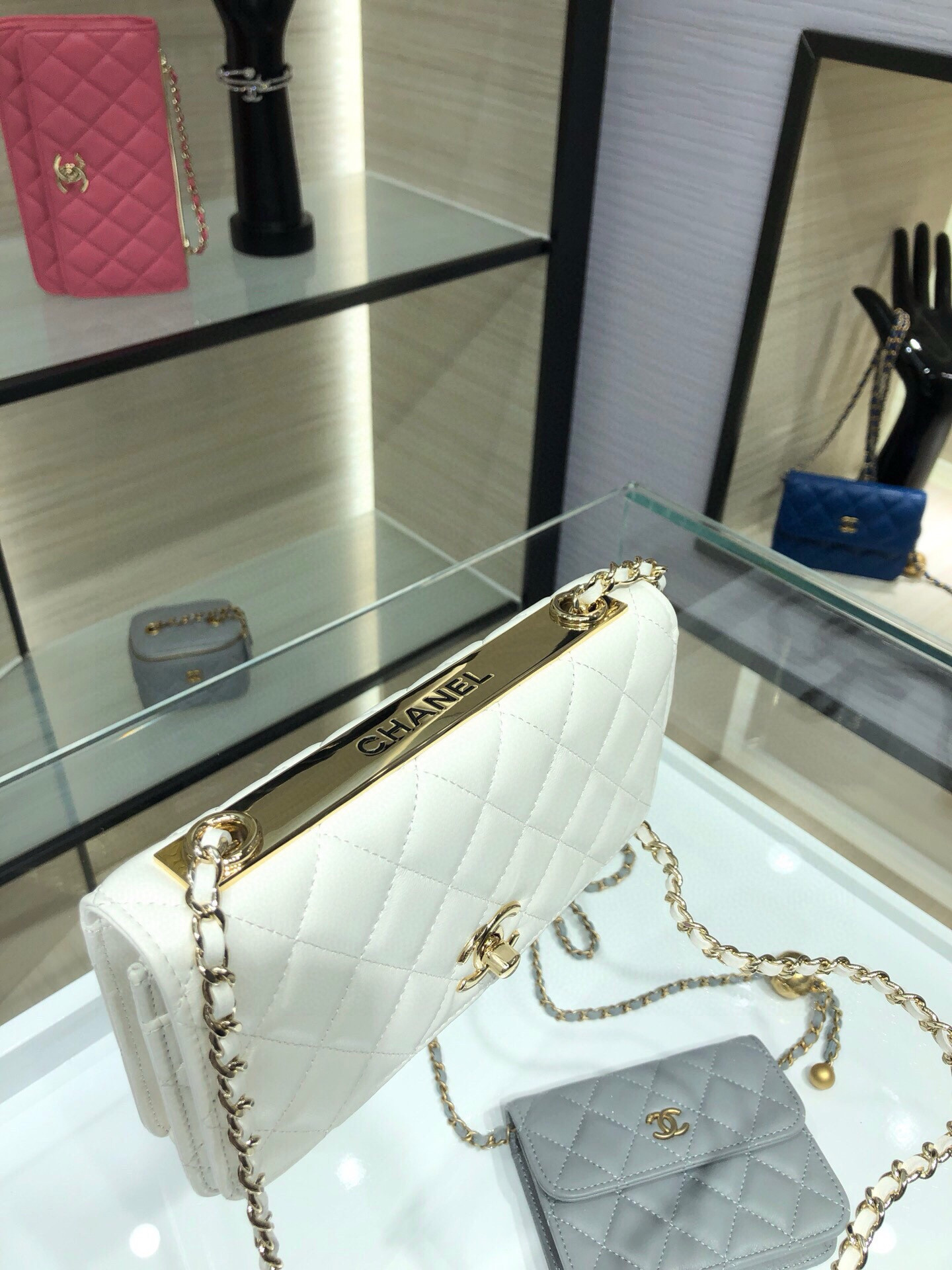 Ch**el woc trendy cc wallet on chain 19x12x3.5cm