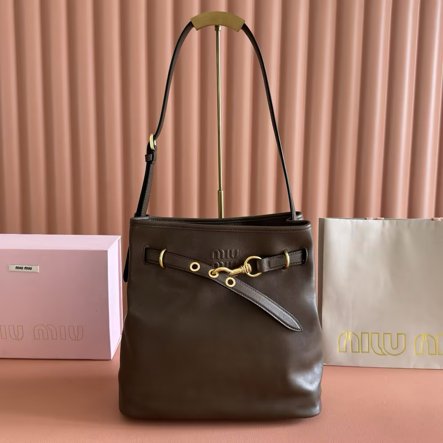 M1v M1v aventure nappa leather bucket bag 31x30x13cm