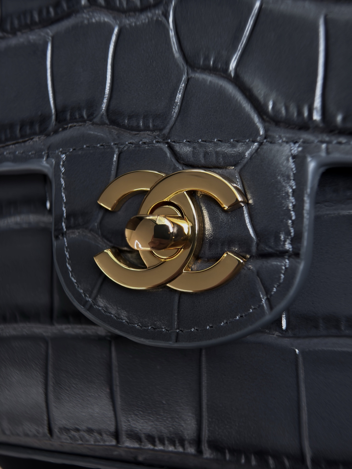 Ch**el mini flap bag with handle as6424 14.5x19.5x5cm
