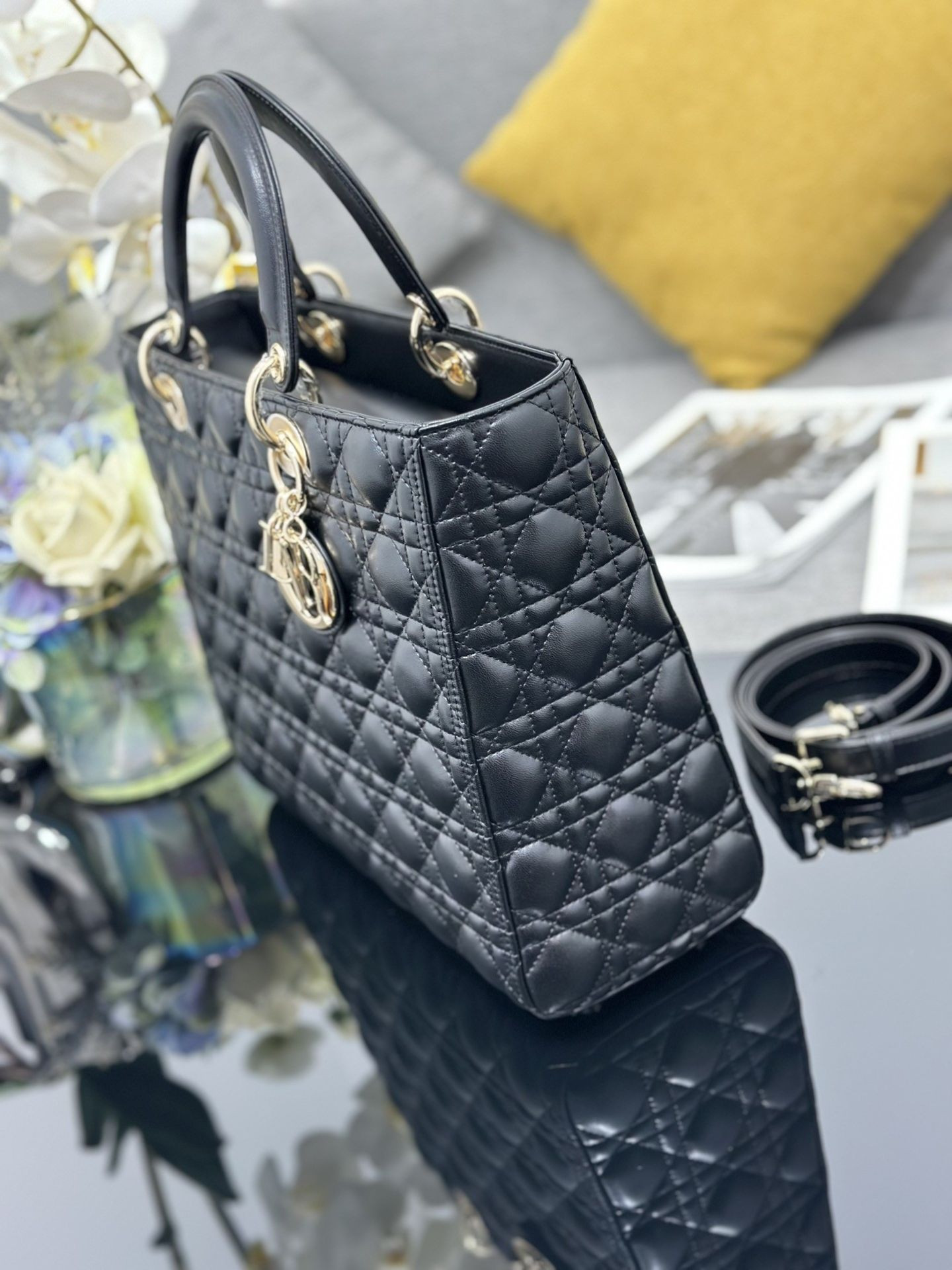 D10r Lady Bag 32 x 25 x 11cm