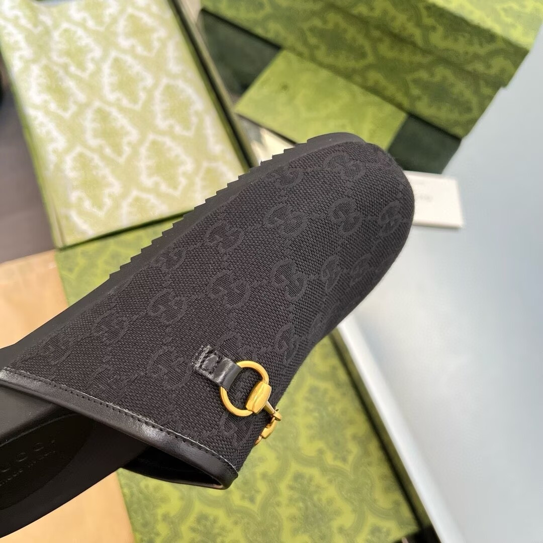 ua Gvc*1 mule with horsebit