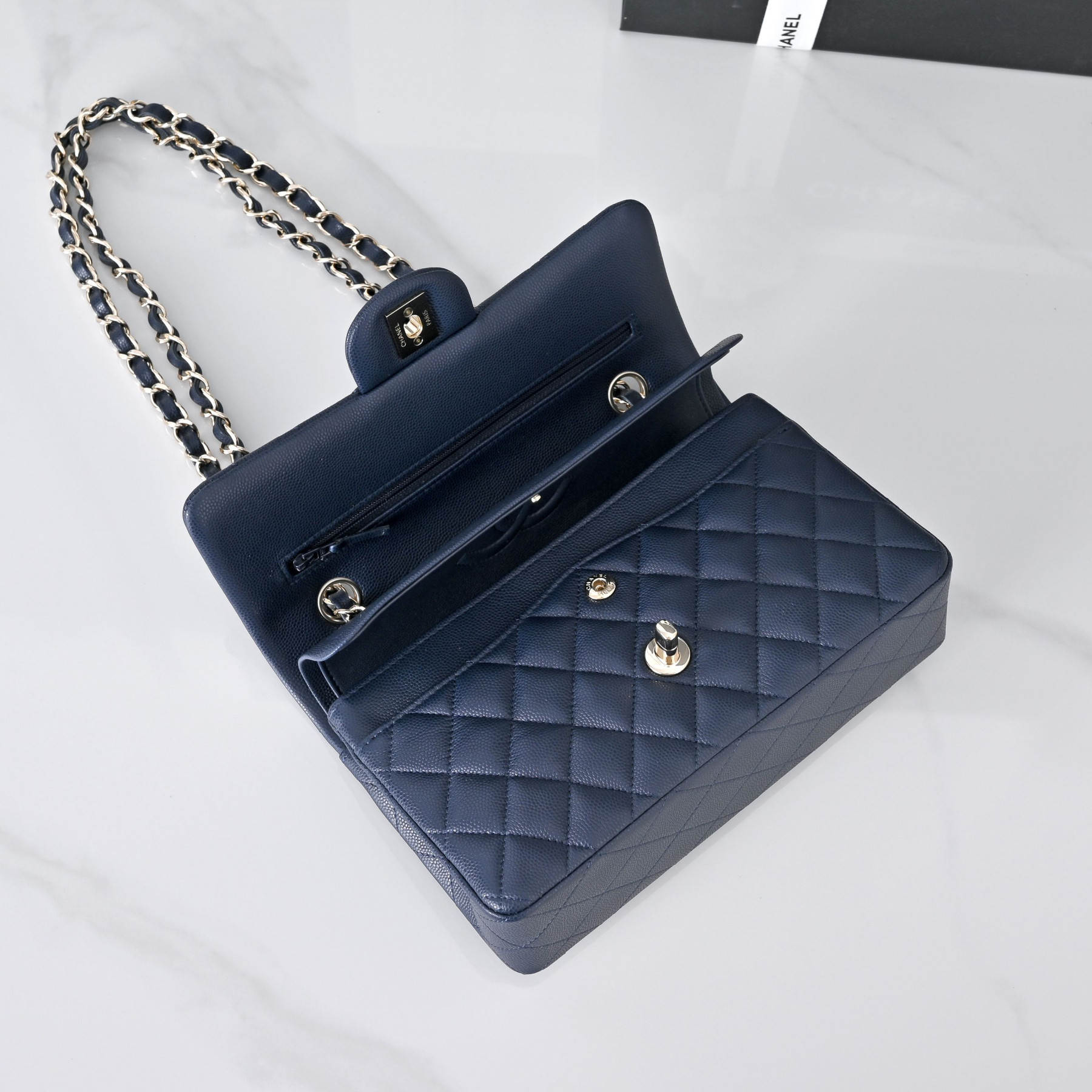 Ch**el classic flap handbag royal blue with light gold hardware and caviar leather a01113 23x14.5x6cm