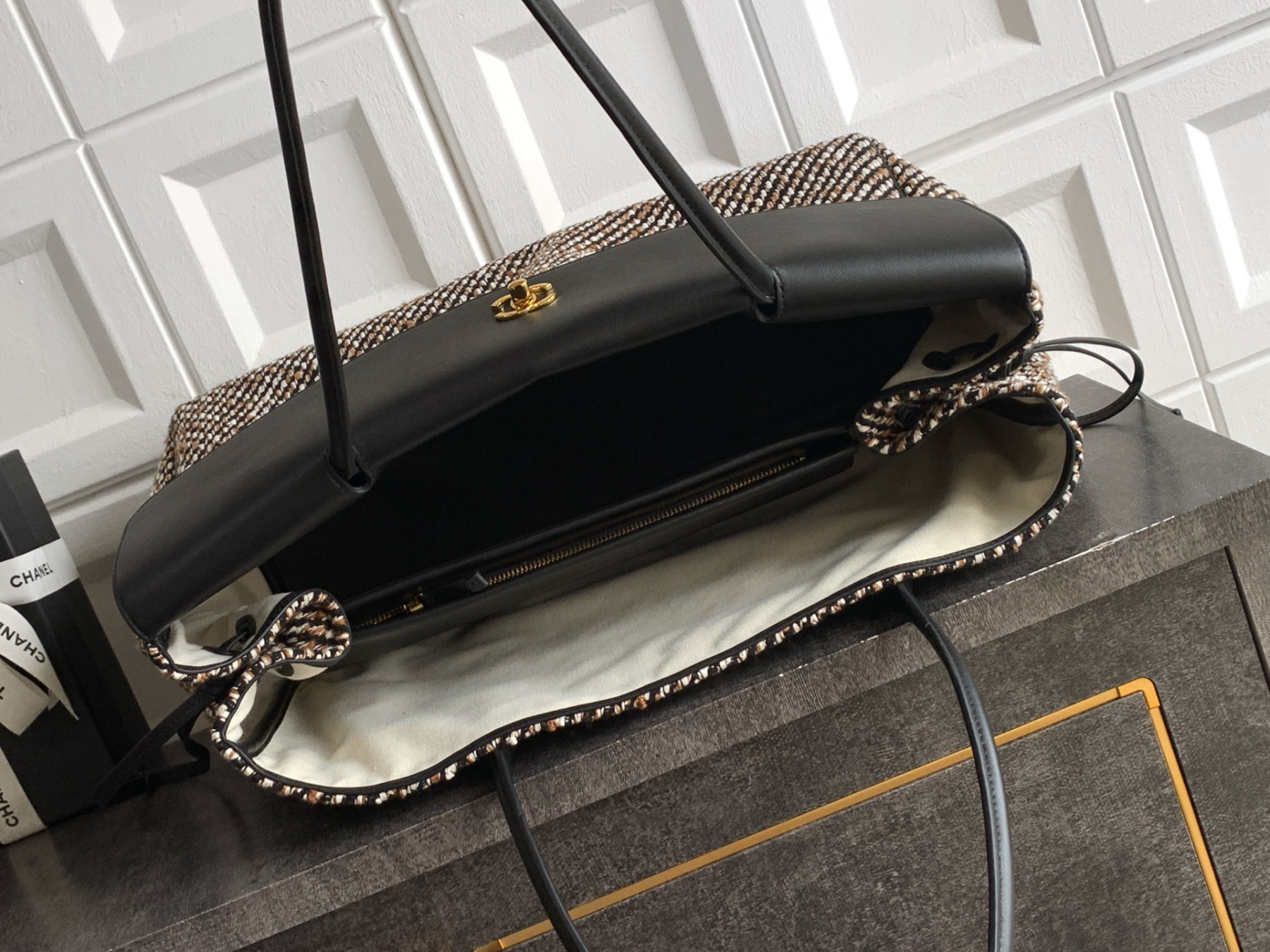 Ch**el large tote as6289 33x43x17.5cm