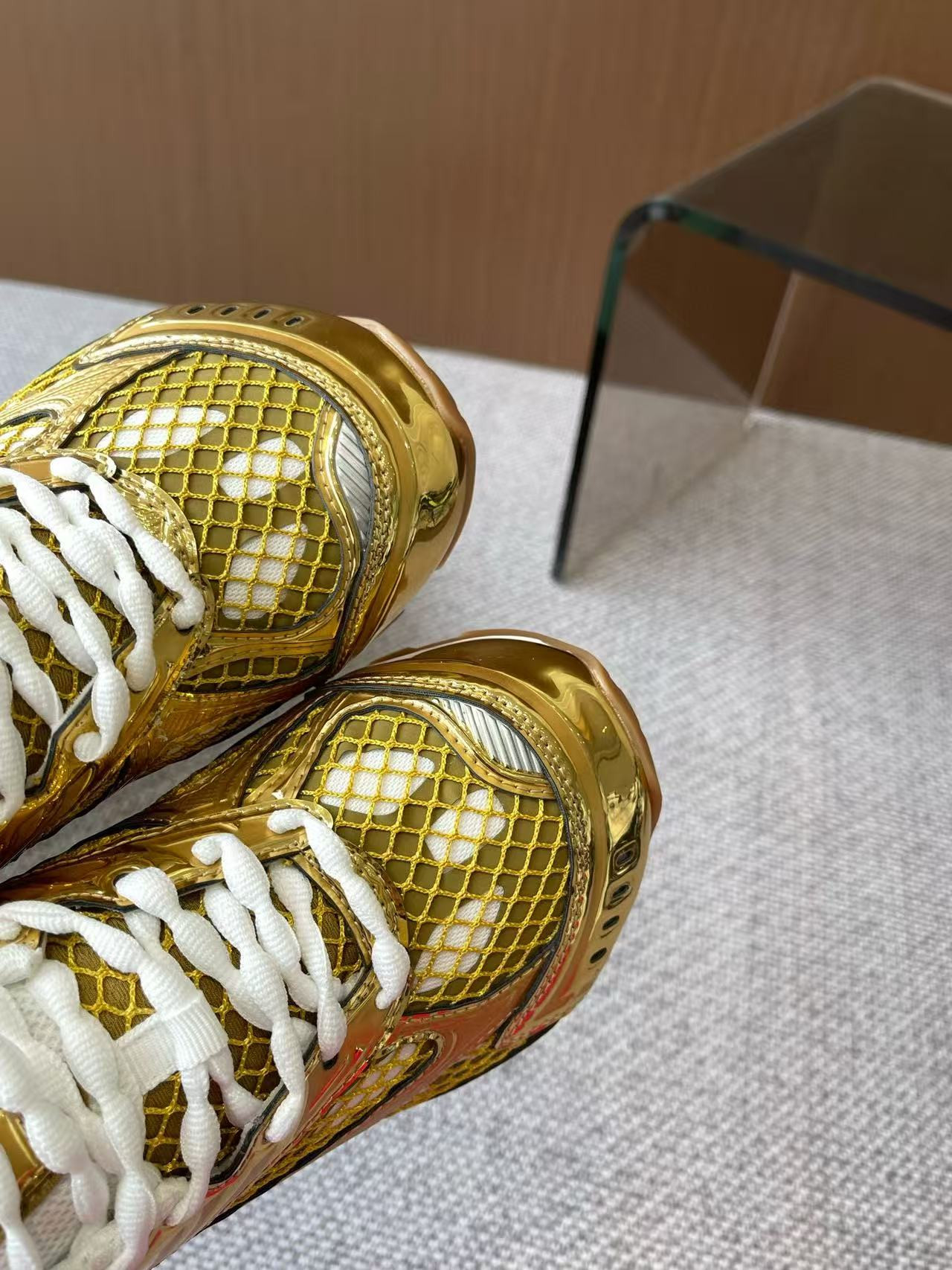 UA B0tt*ga Ven*ta Orbit Sneaker