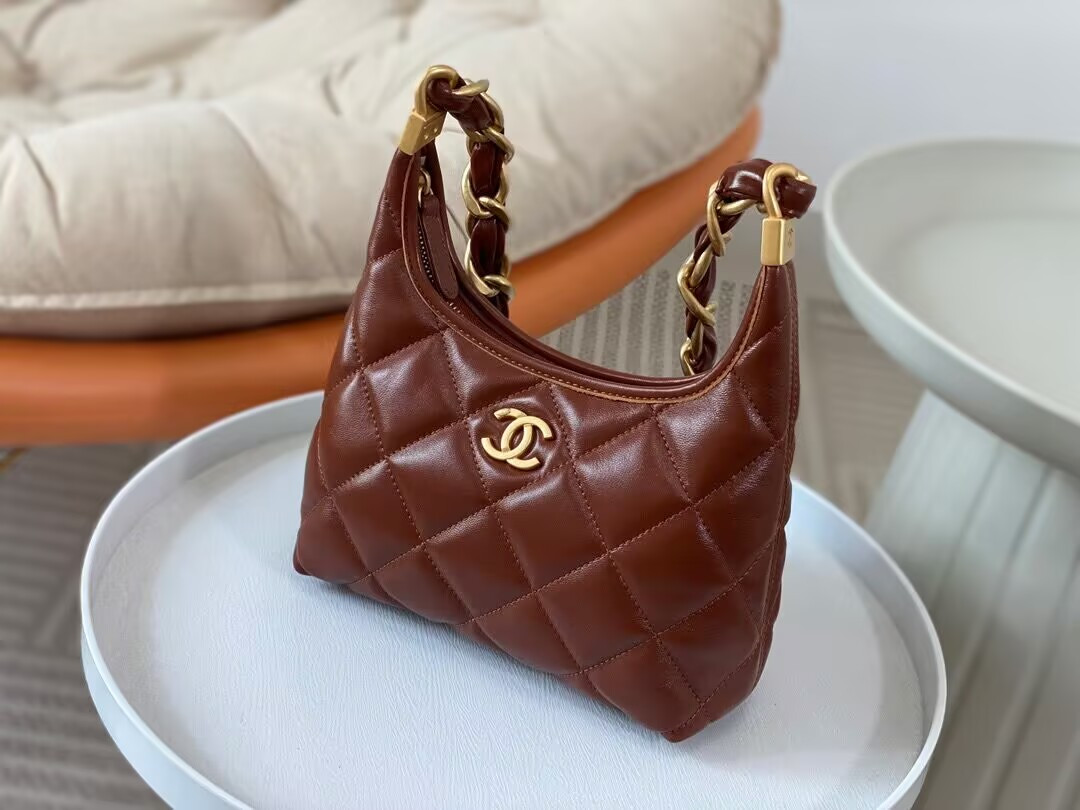 Ch**el 24a Hobo Bag 19×22×8.5cm