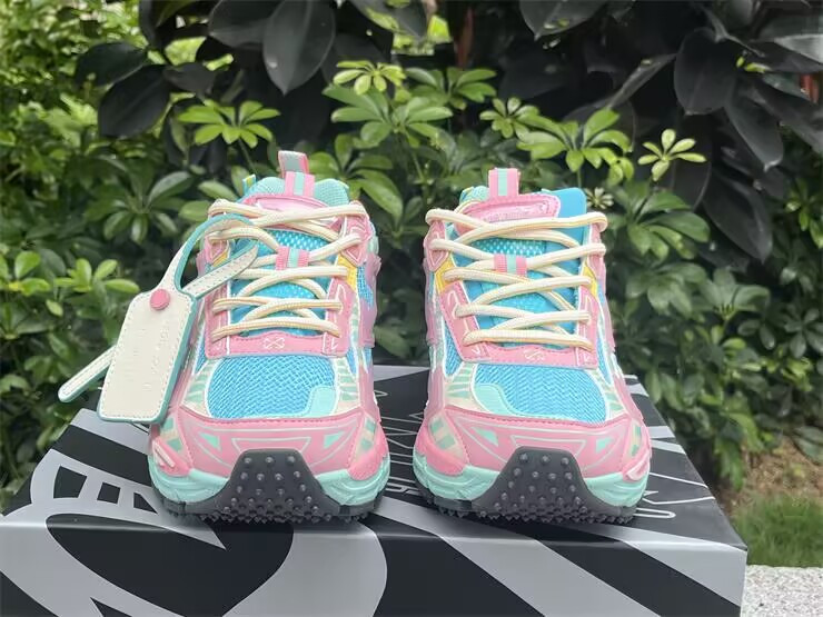 UA Off-White "BE RIGHT BACK"