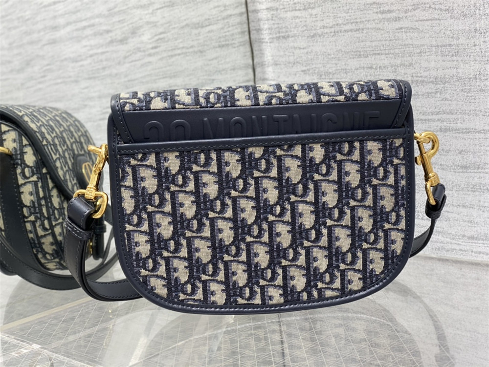 MEDIUM D10r BOBBY BAG Blue D10r Oblique Jacquard