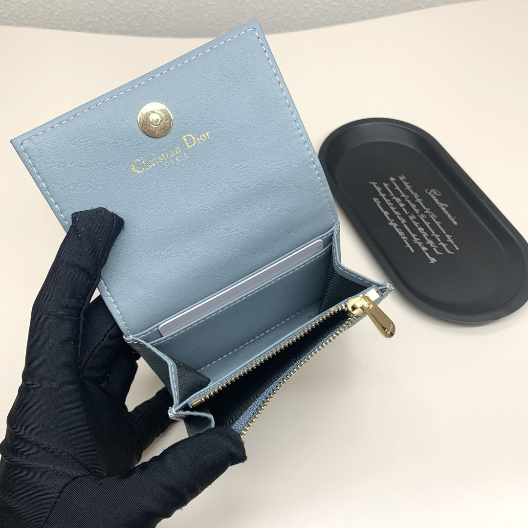 D10r Card Holder