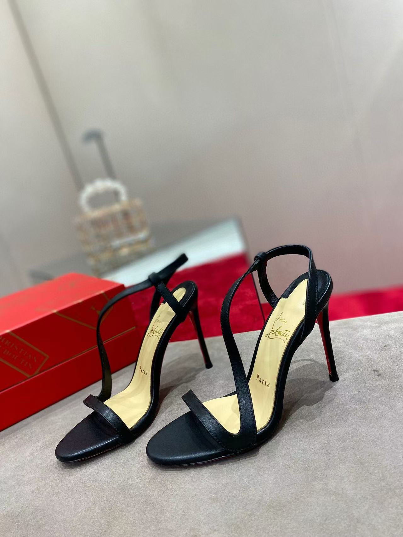 UA Chr1st1an LOUBOUTIN