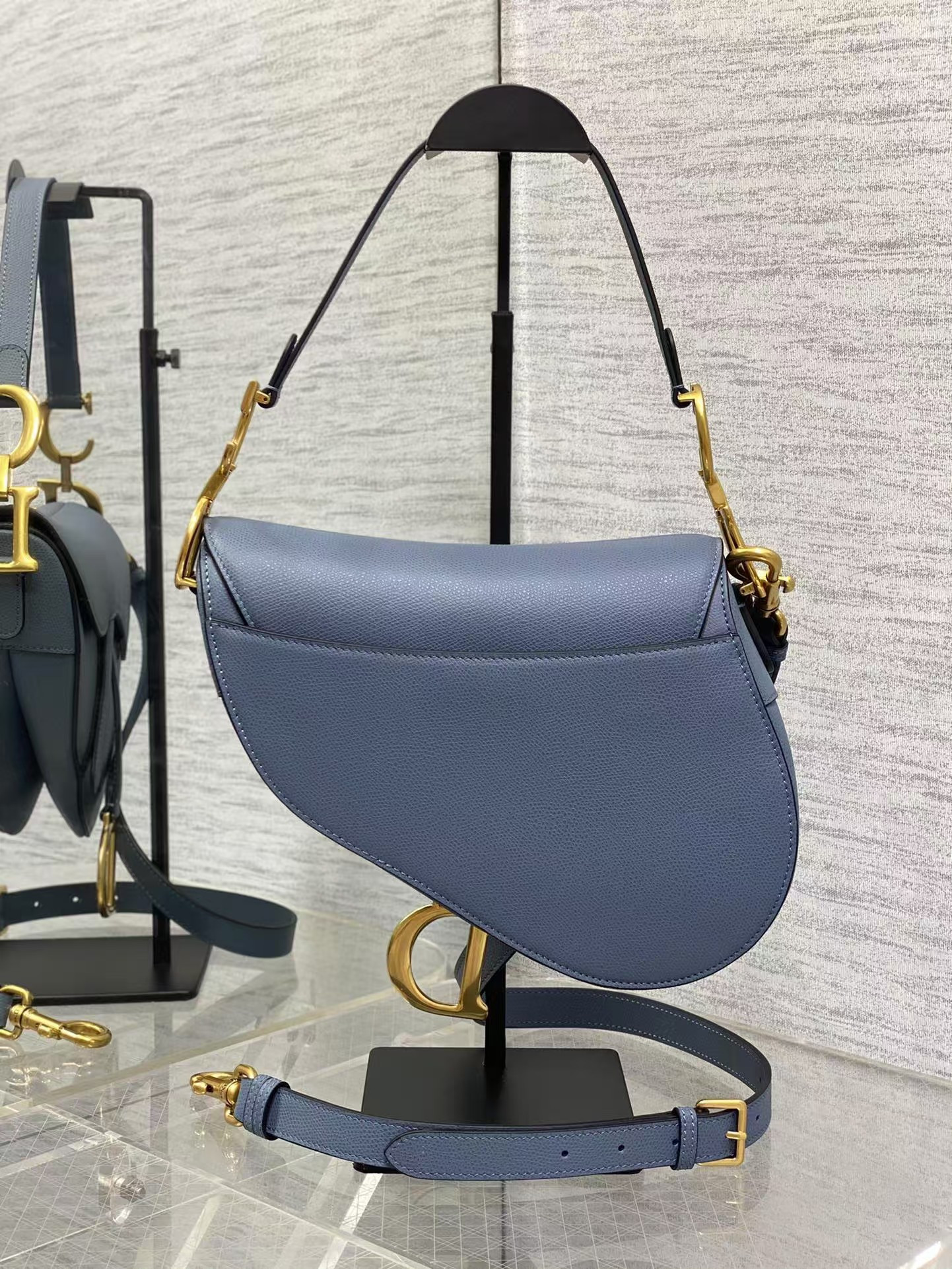 D10r Saddle Bag Calfskin 25.5x20x6.5cm