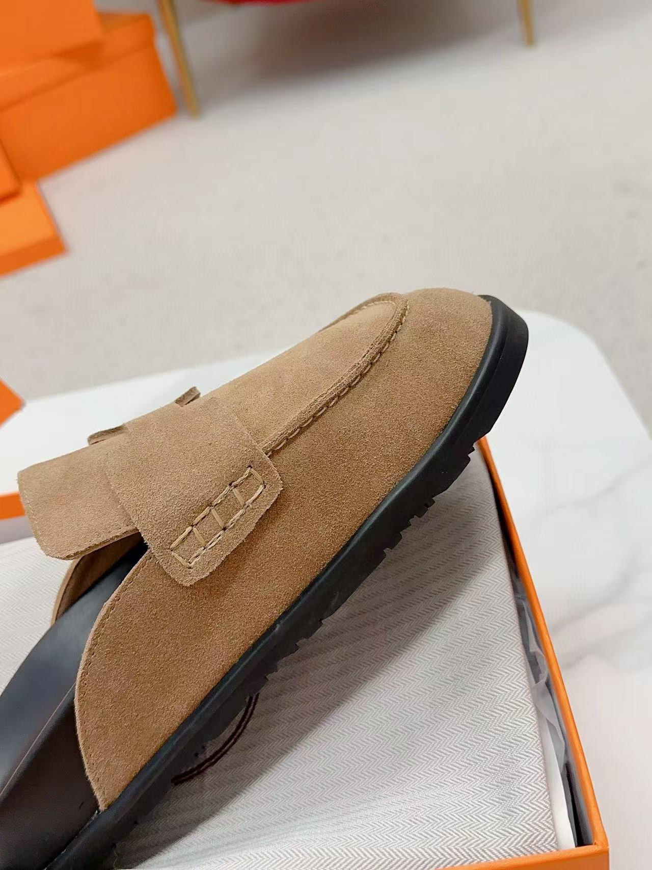 UA H**me5 slippers