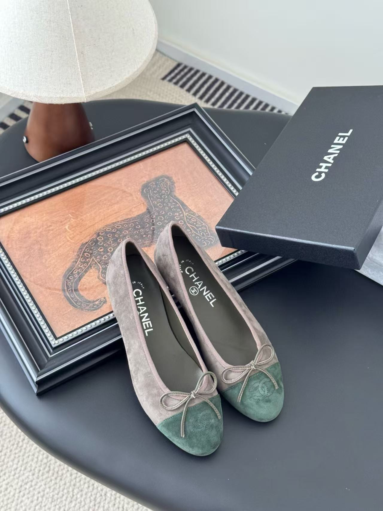 UA Ch**el Ballet flats