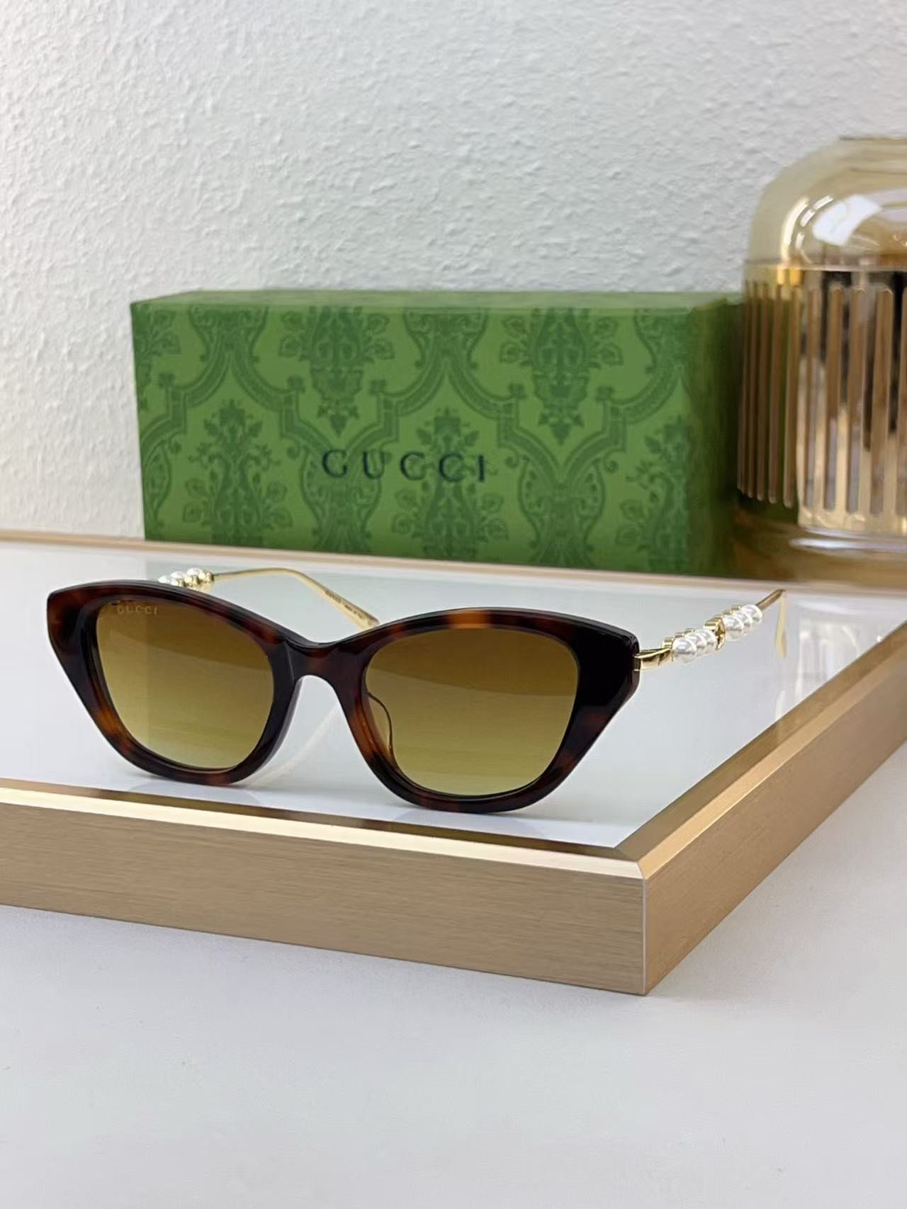 Gvc*1 glasses
