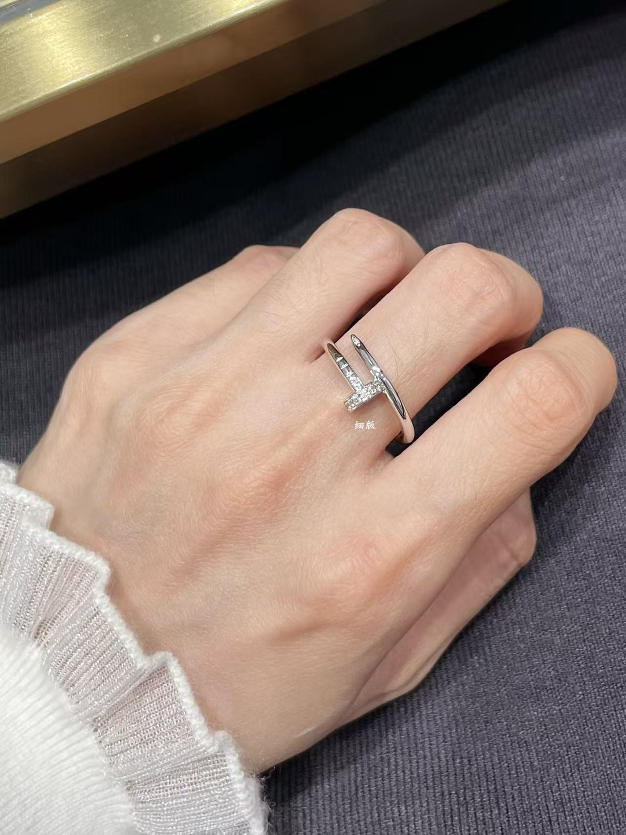 Ca*t1er ring