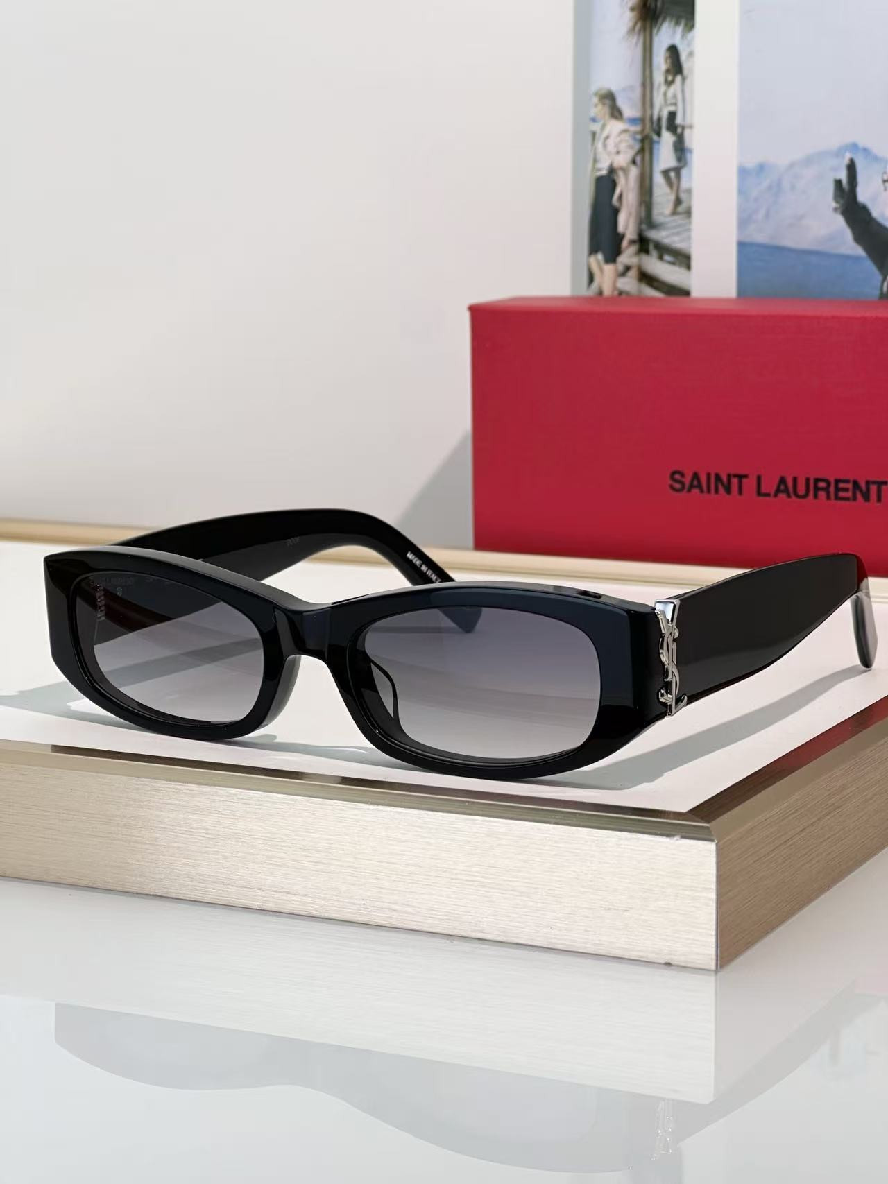 Y51 glasses