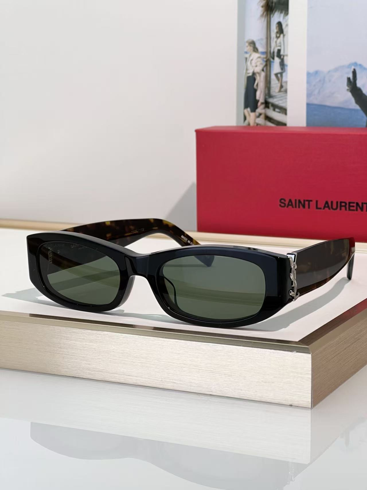 Y51 glasses