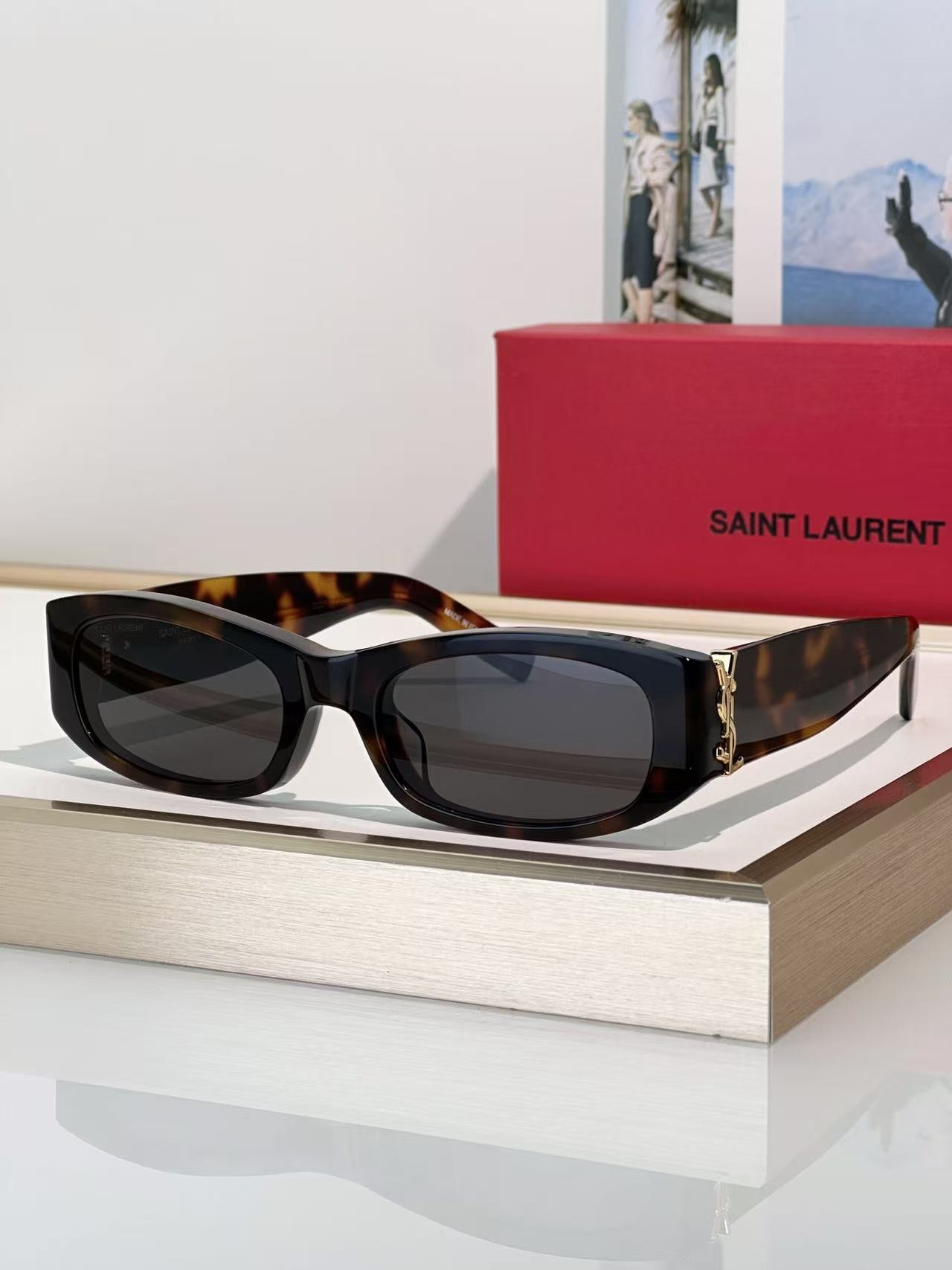 Y51 glasses
